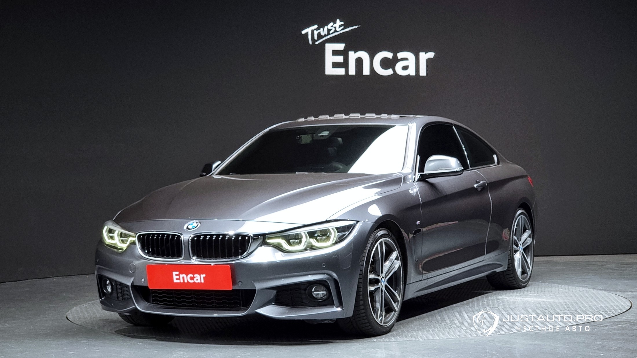Автомобиль BMW 4-Series