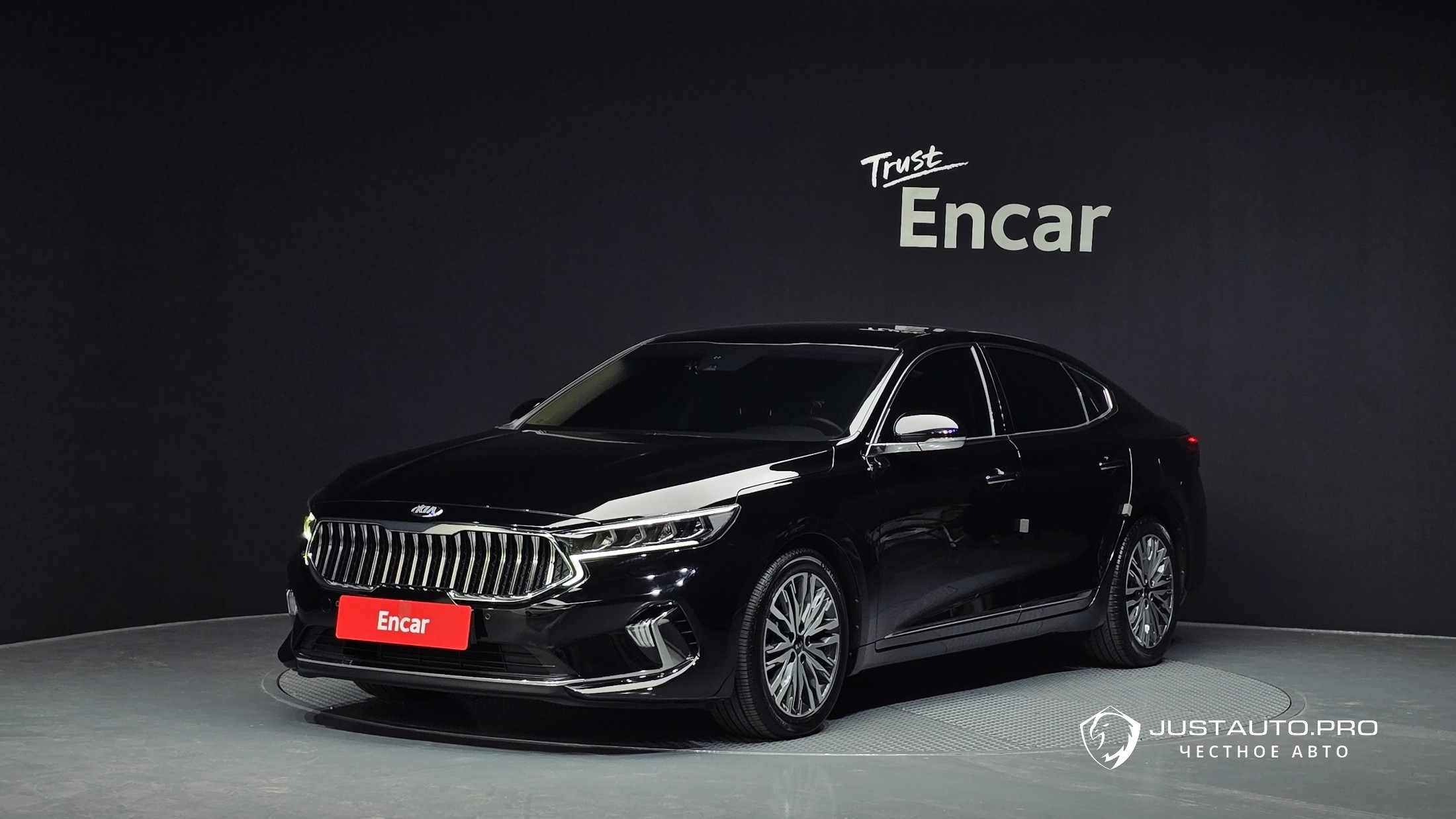 Автомобиль Kia K7