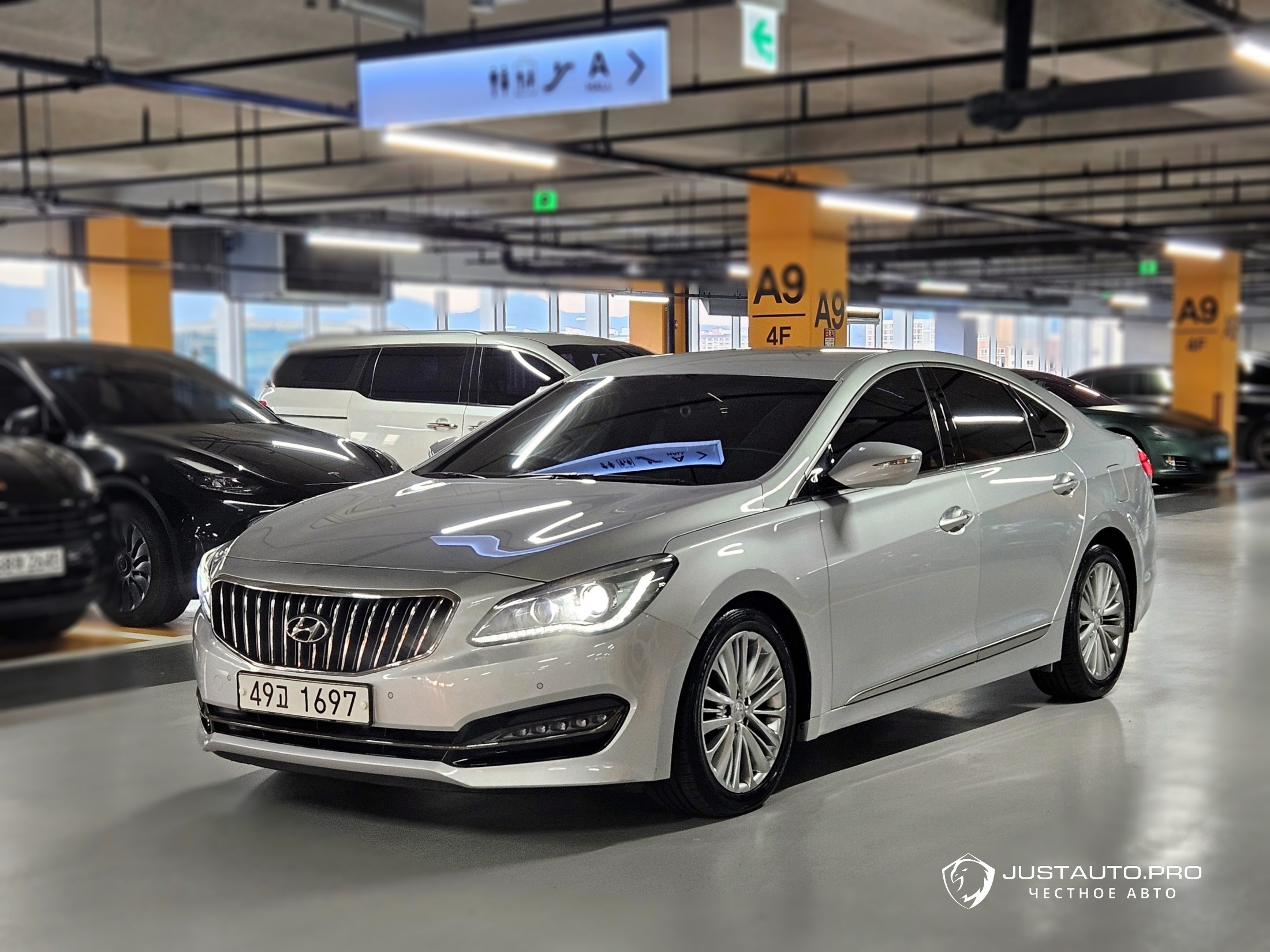 Автомобиль Hyundai Aslan