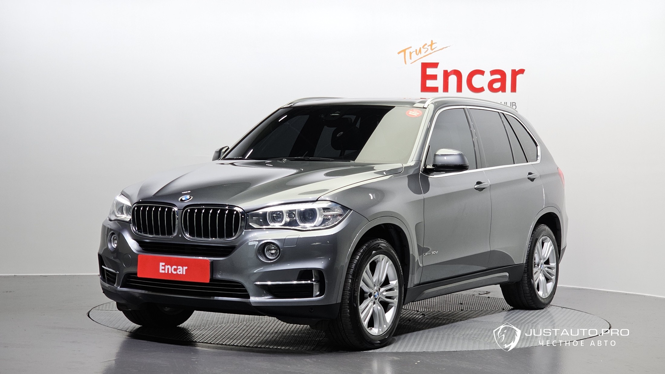 Автомобиль BMW X5