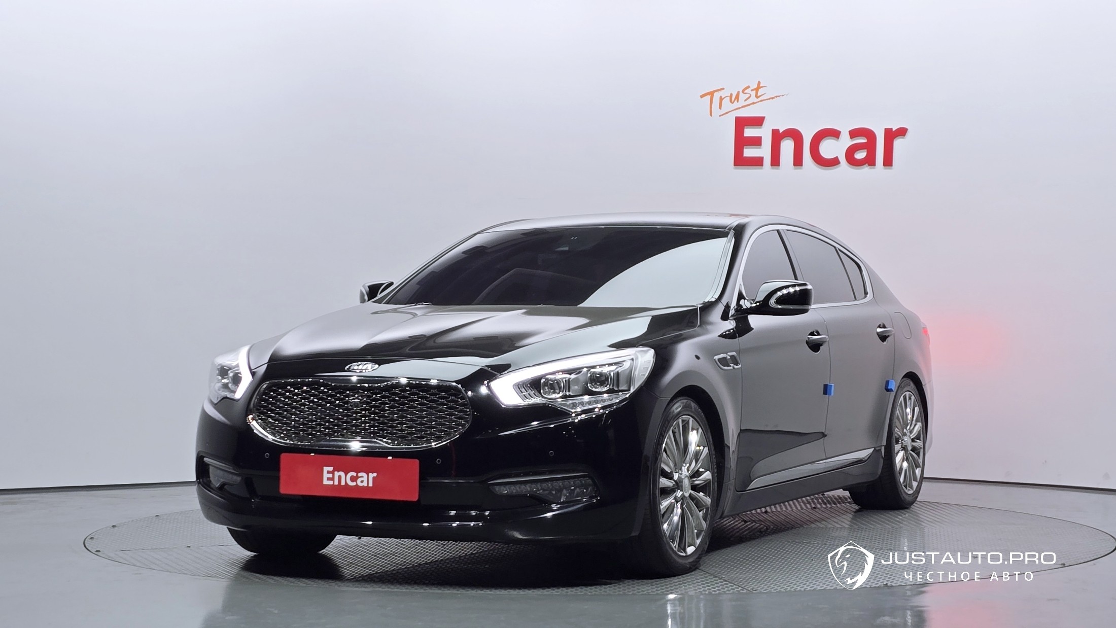 Автомобиль Kia K9