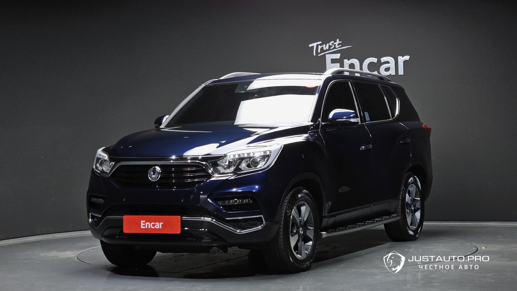 Автомобиль KG_Mobility_Ssangyong Rexton
