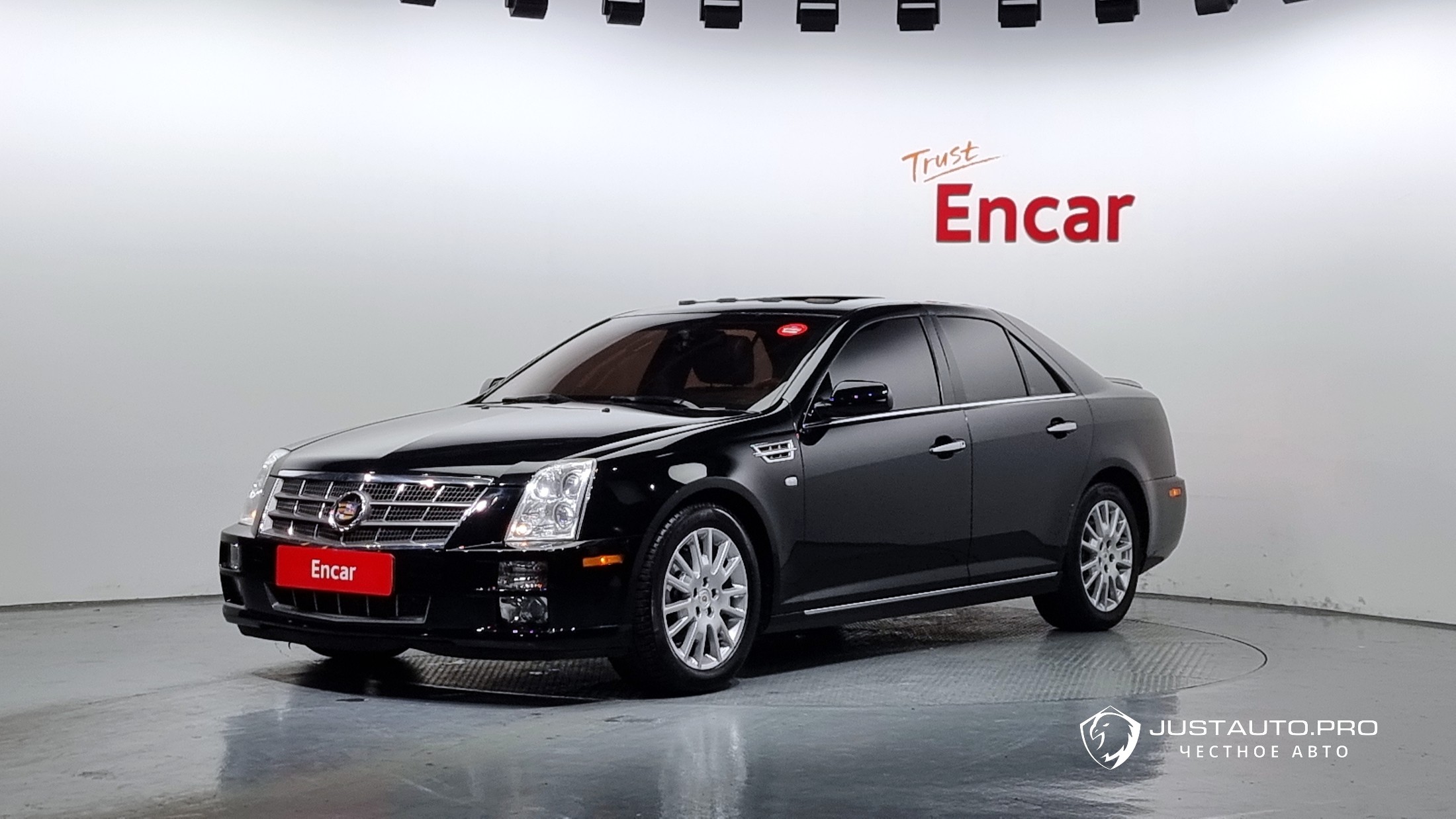 Автомобиль Cadillac STS
