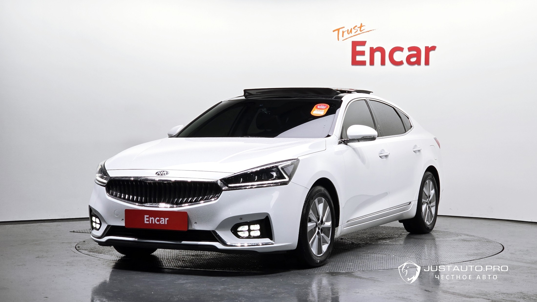 Автомобиль Kia K7