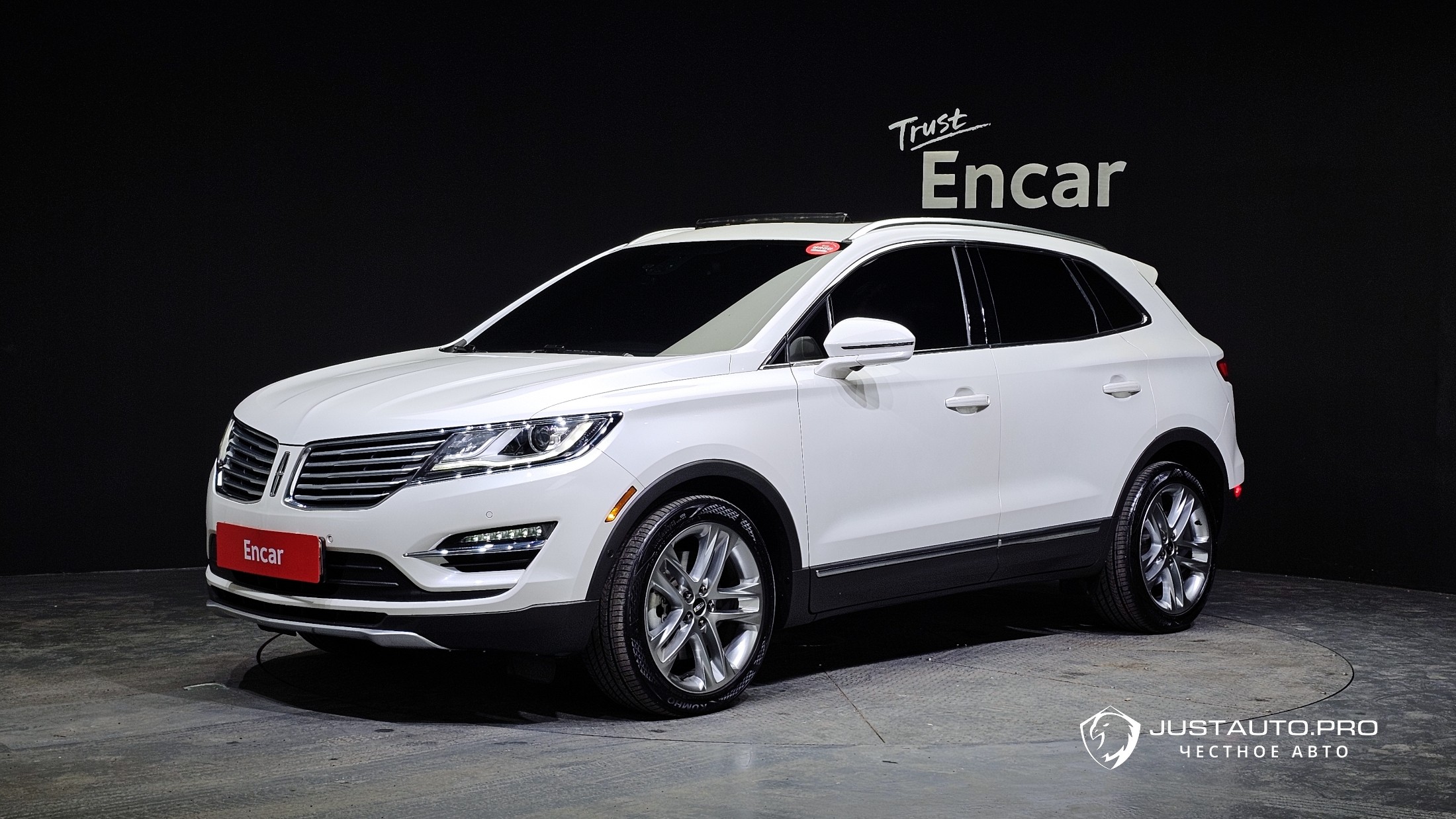 Автомобиль Lincoln MKC