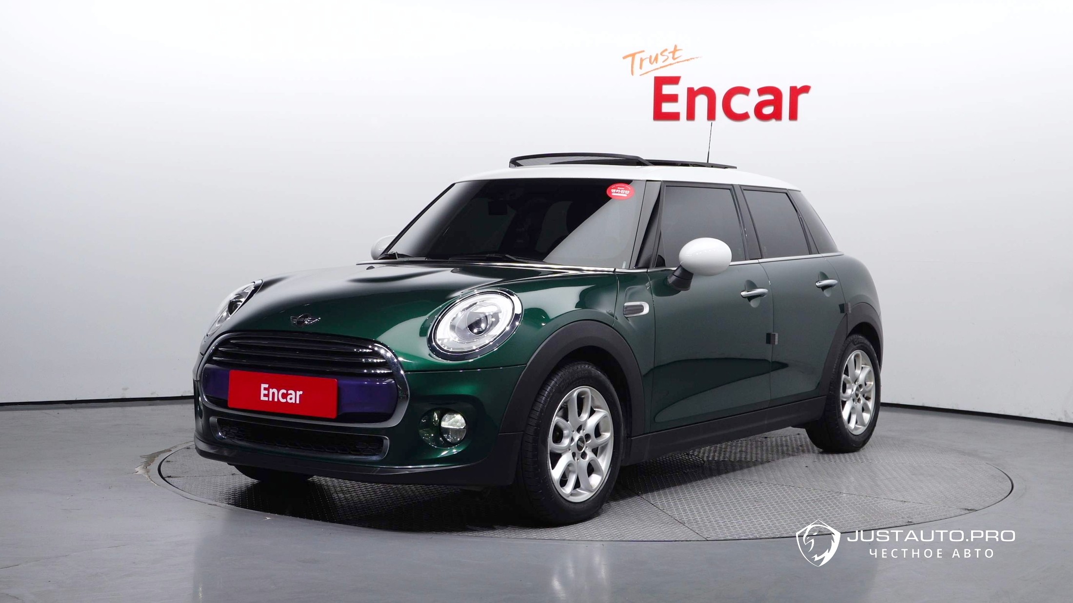 Автомобиль Mini Cooper