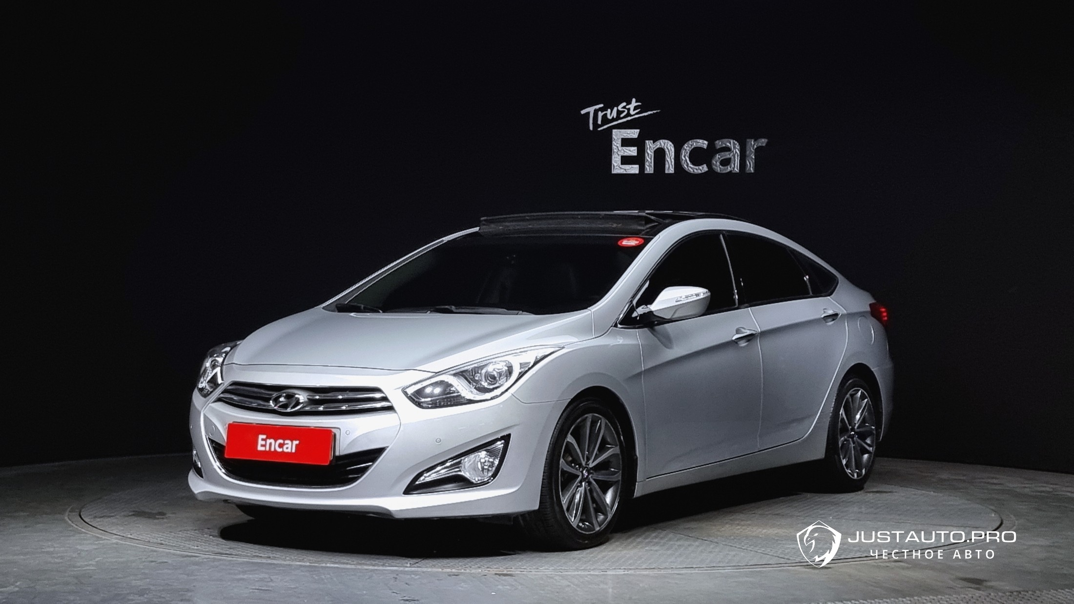 Автомобиль Hyundai i40