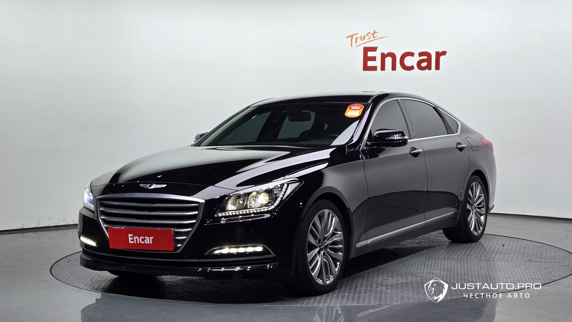Автомобиль Hyundai Genesis
