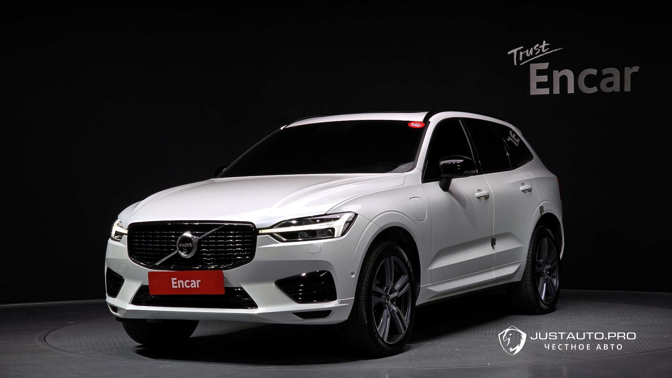 Автомобиль Volvo XC60