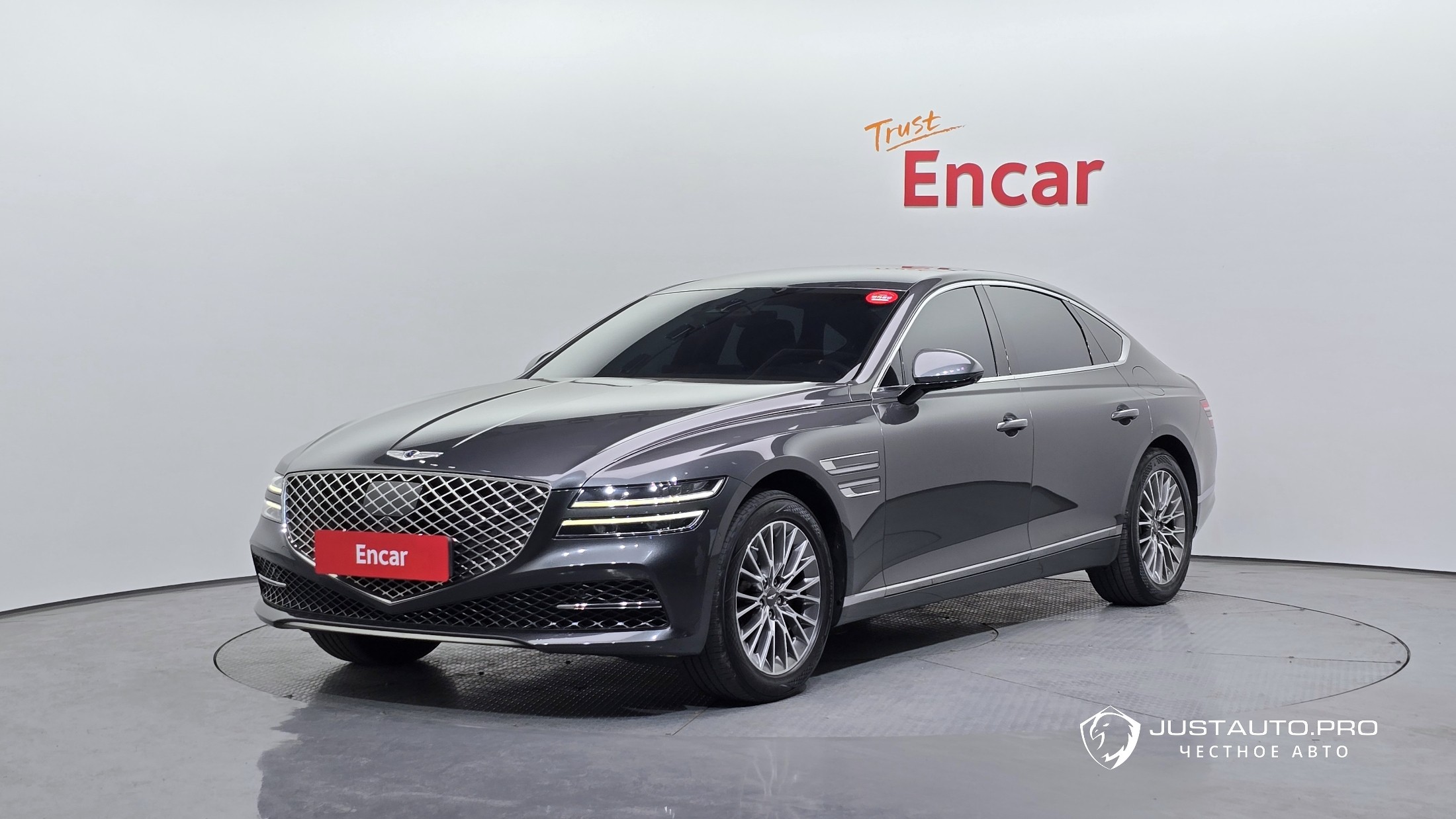 Автомобиль Genesis G80