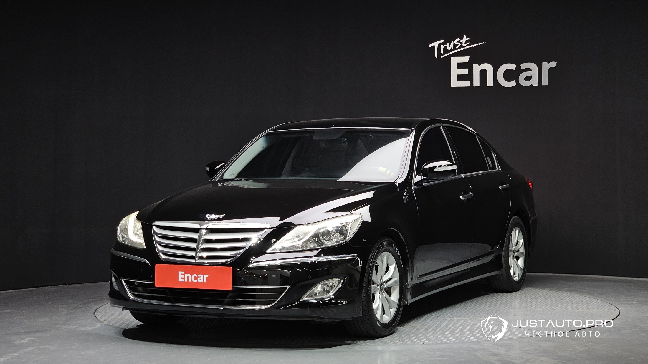 Автомобиль Hyundai Genesis
