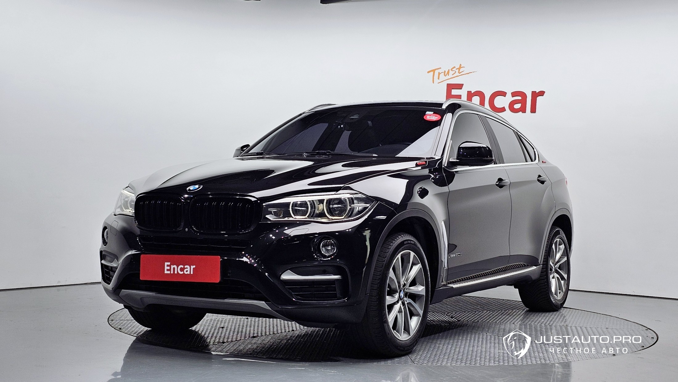 Автомобиль BMW X6