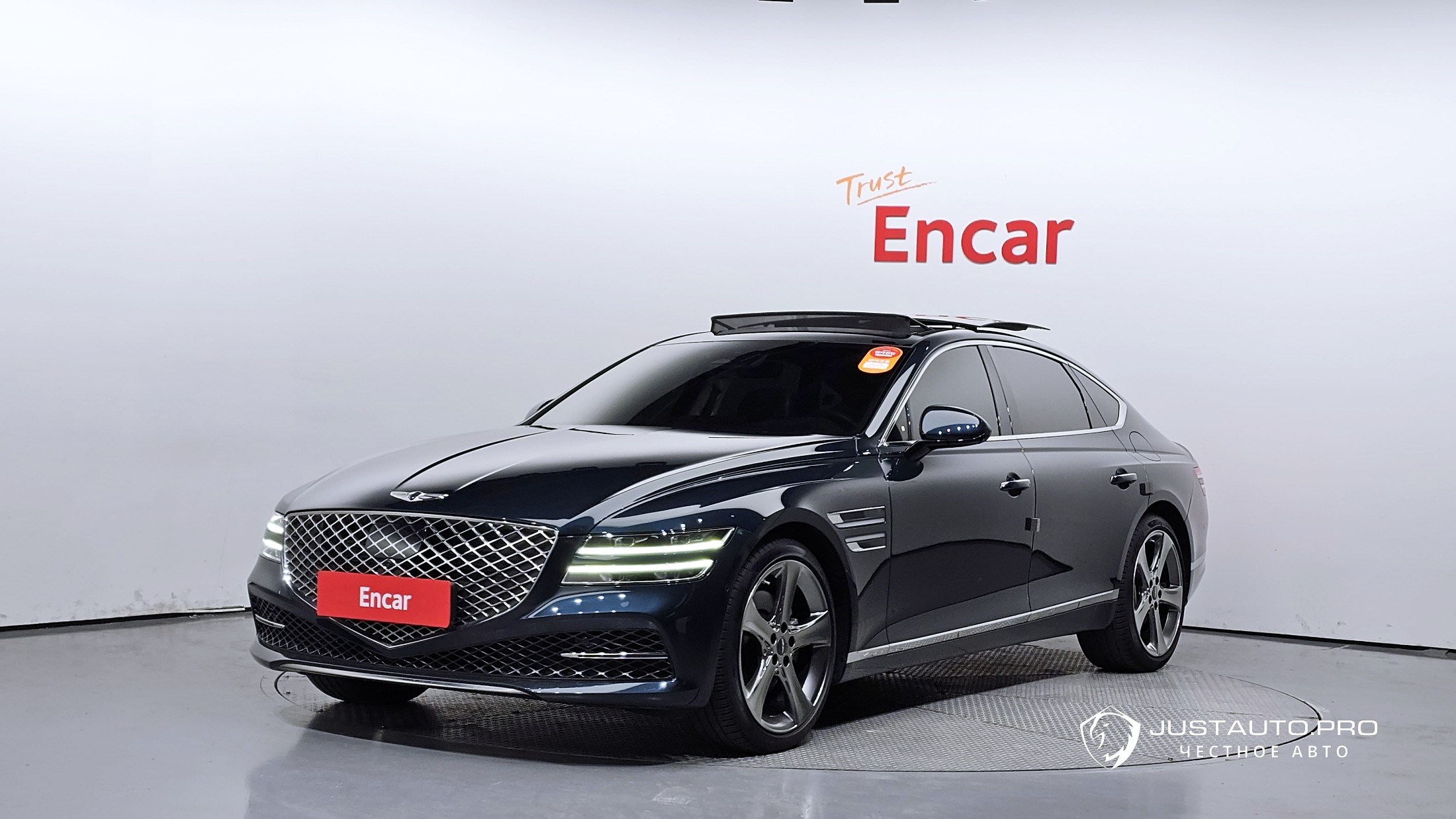 Автомобиль Genesis G80