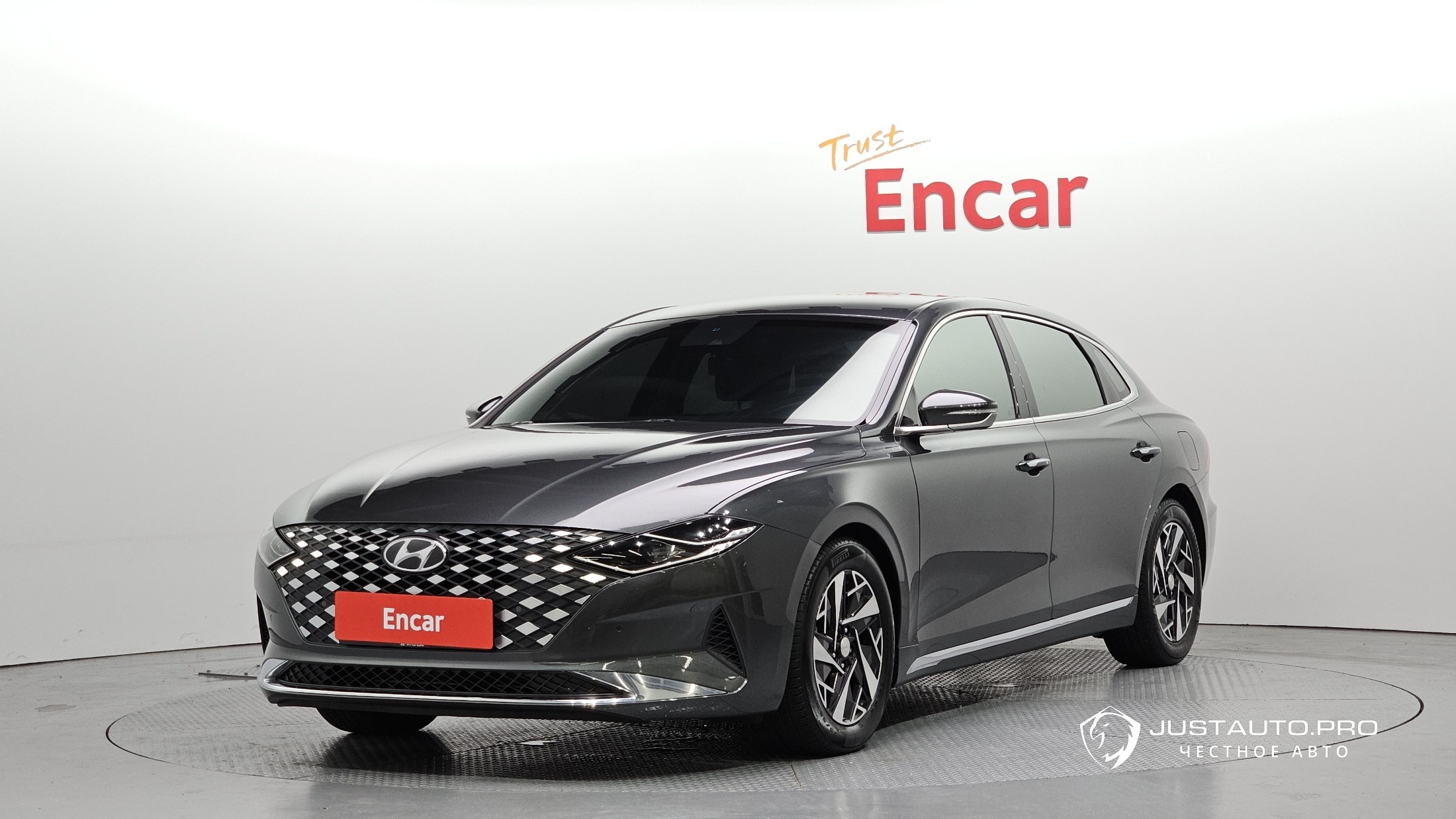 Автомобиль Hyundai Grandeur