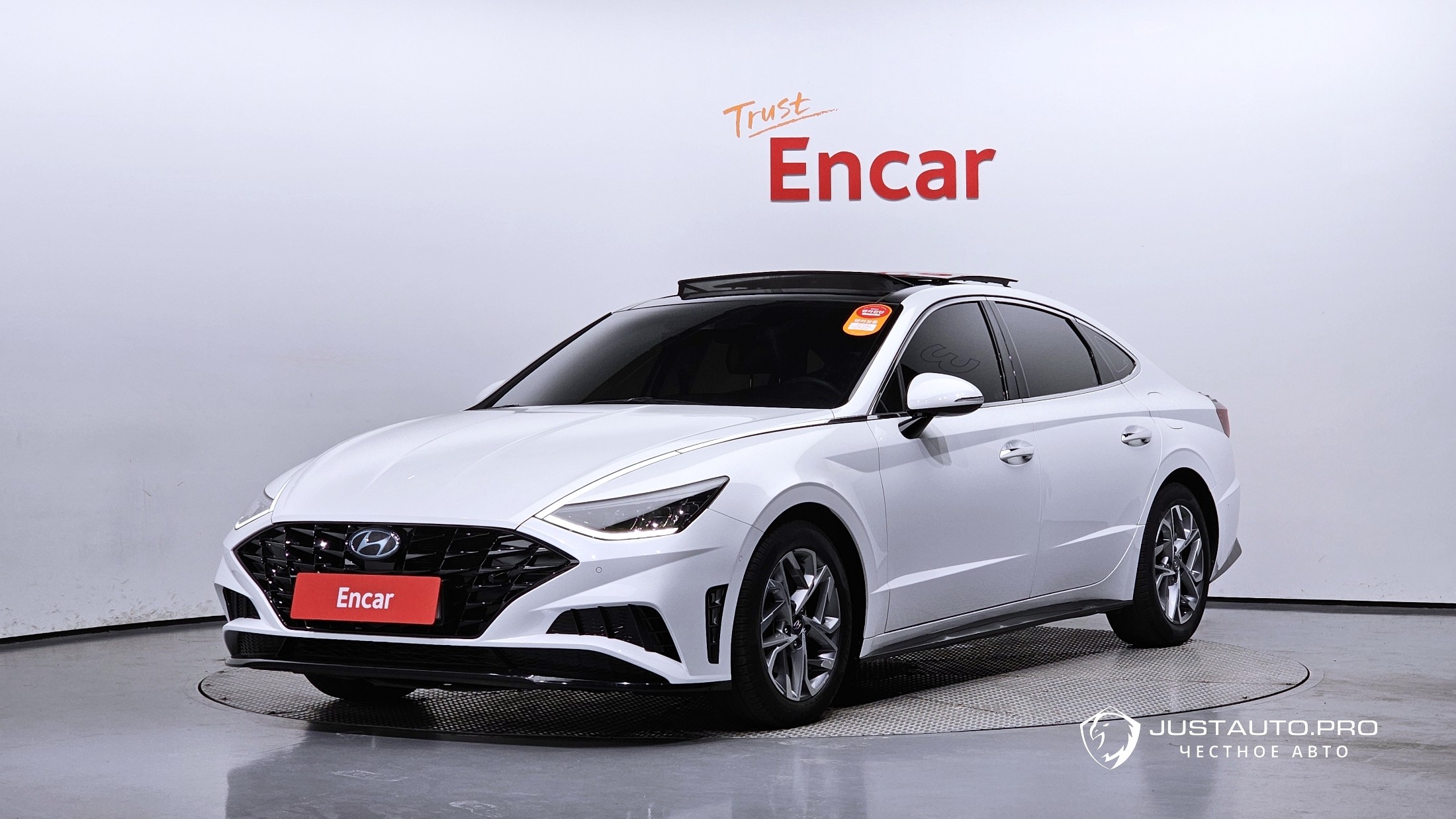 Автомобиль Hyundai Sonata