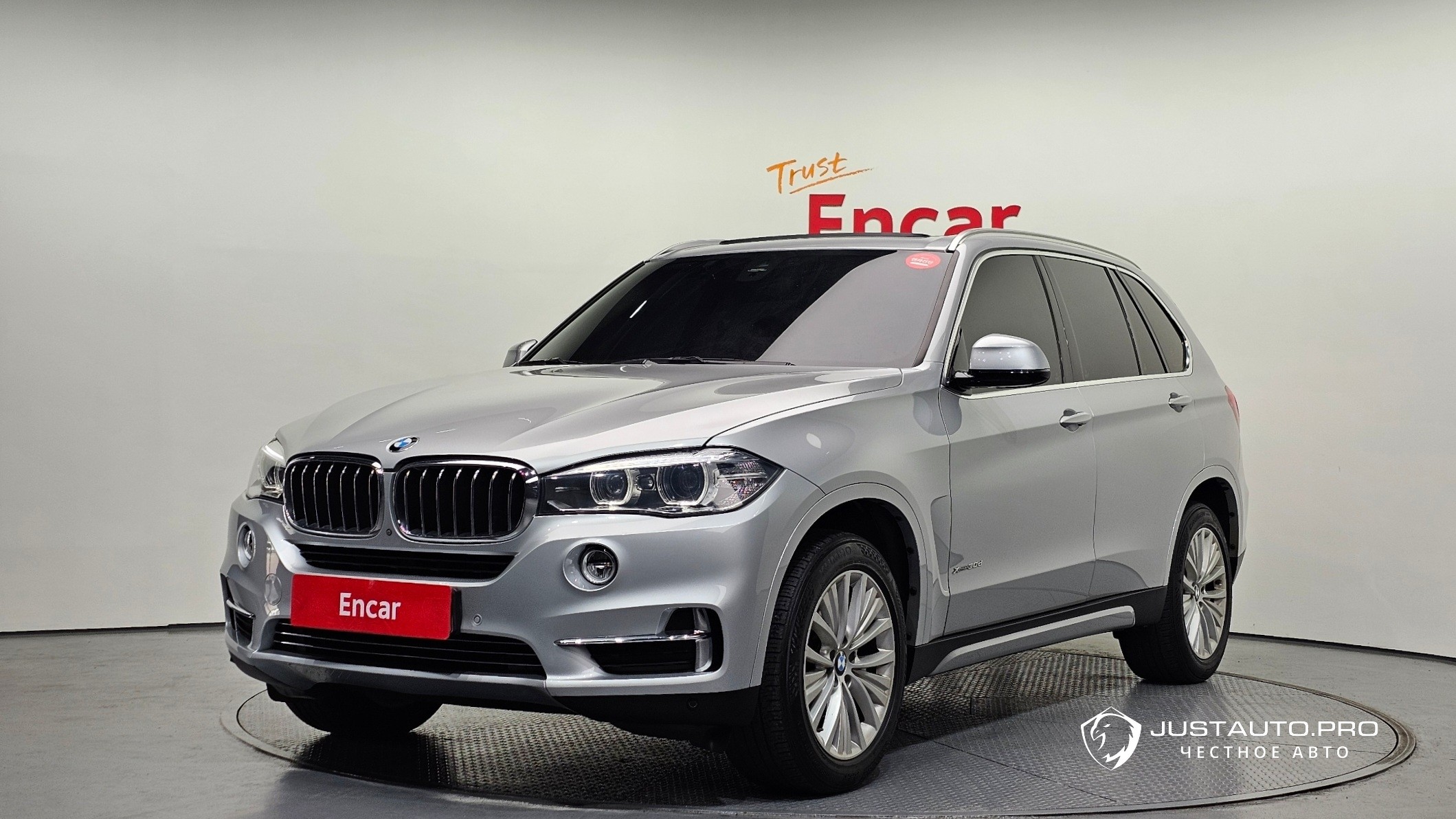 Автомобиль BMW X5