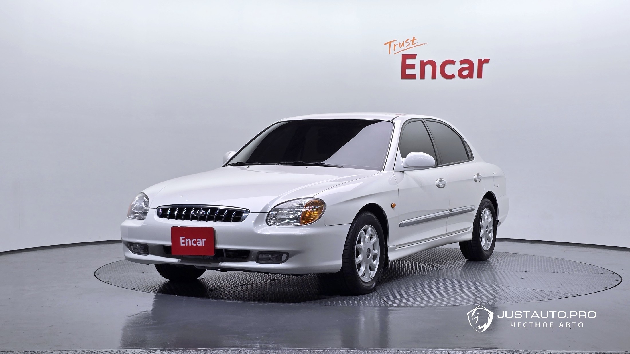 Автомобиль Hyundai Sonata