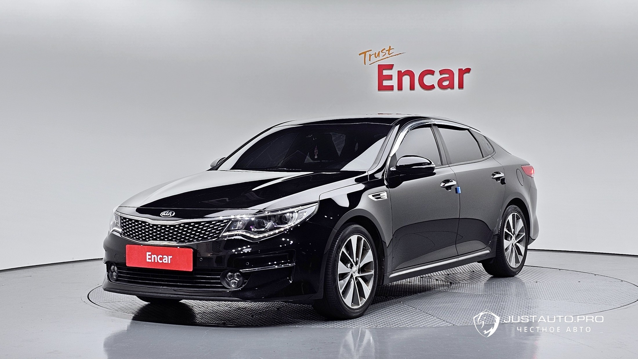 Автомобиль Kia K5