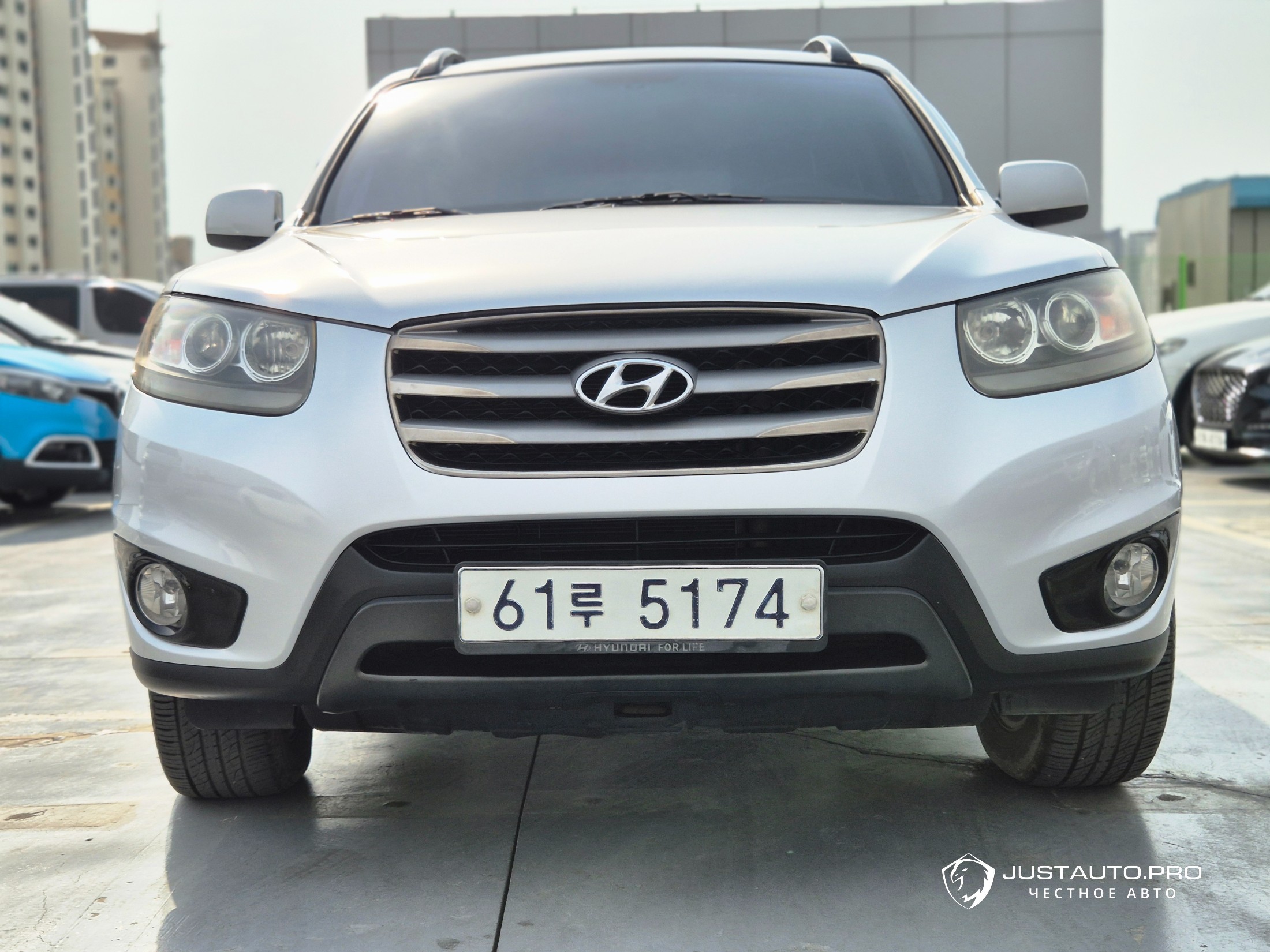 Автомобиль Hyundai Santafe