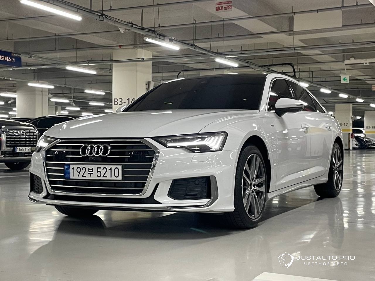 Автомобиль Audi A6