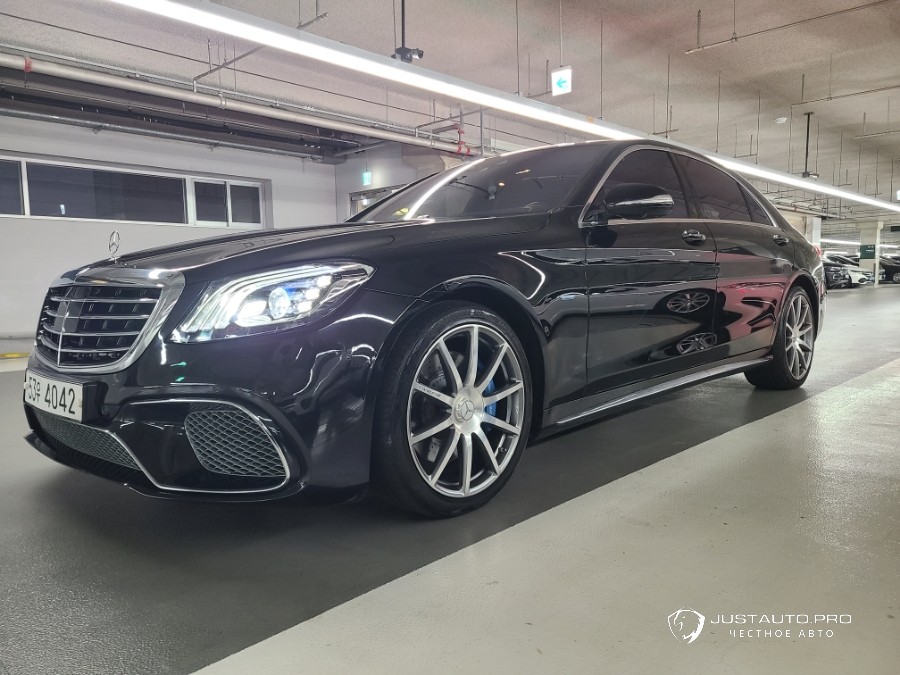 Автомобиль Mercedes-Benz S-Class