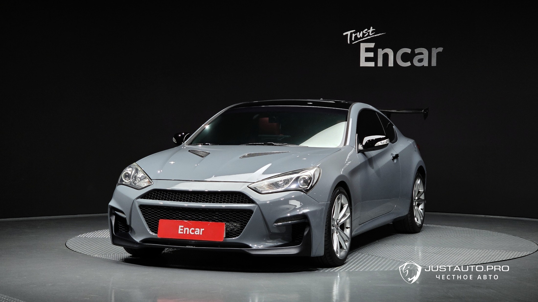 Автомобиль Hyundai Genesis