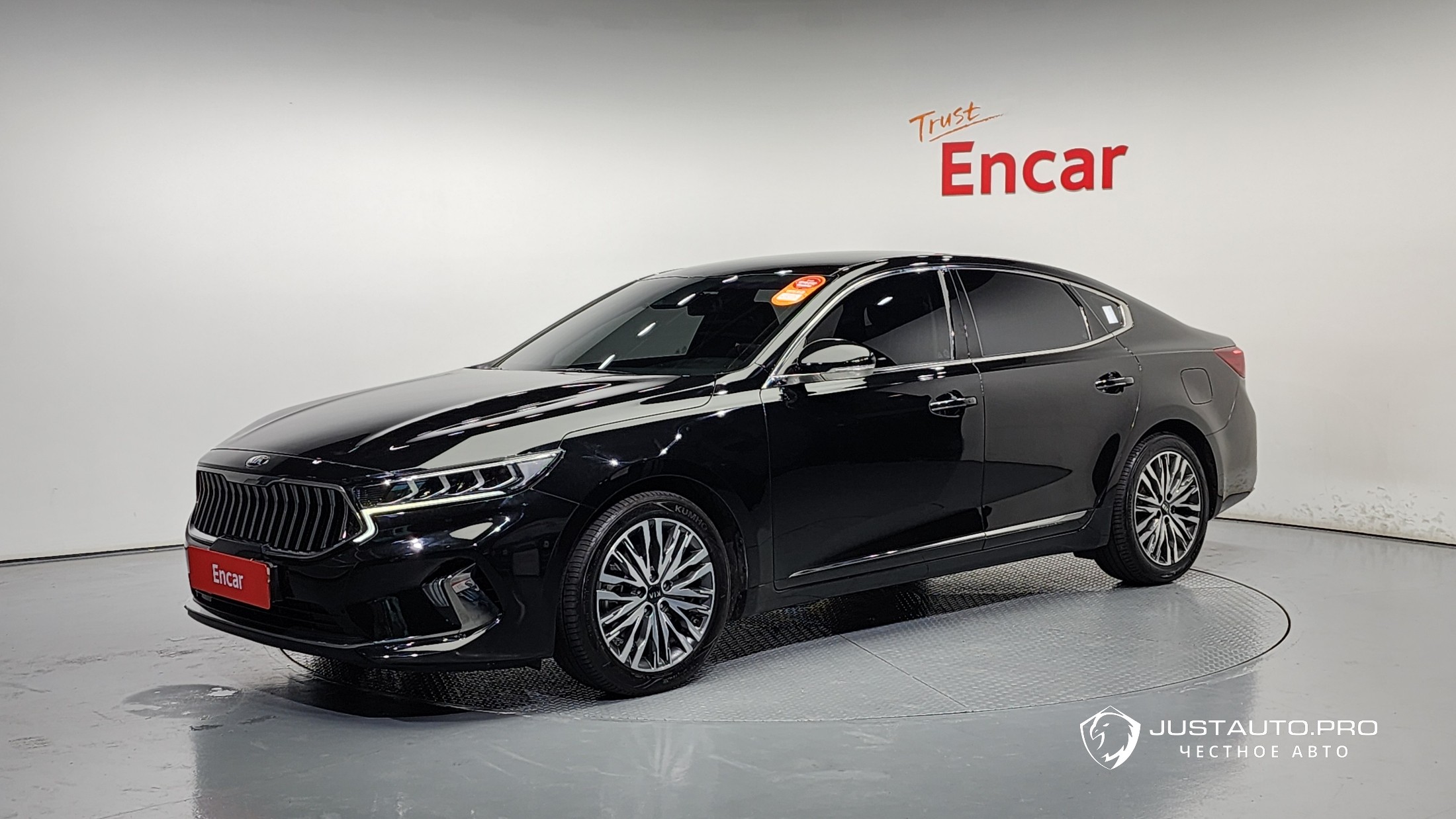 Автомобиль Kia K7