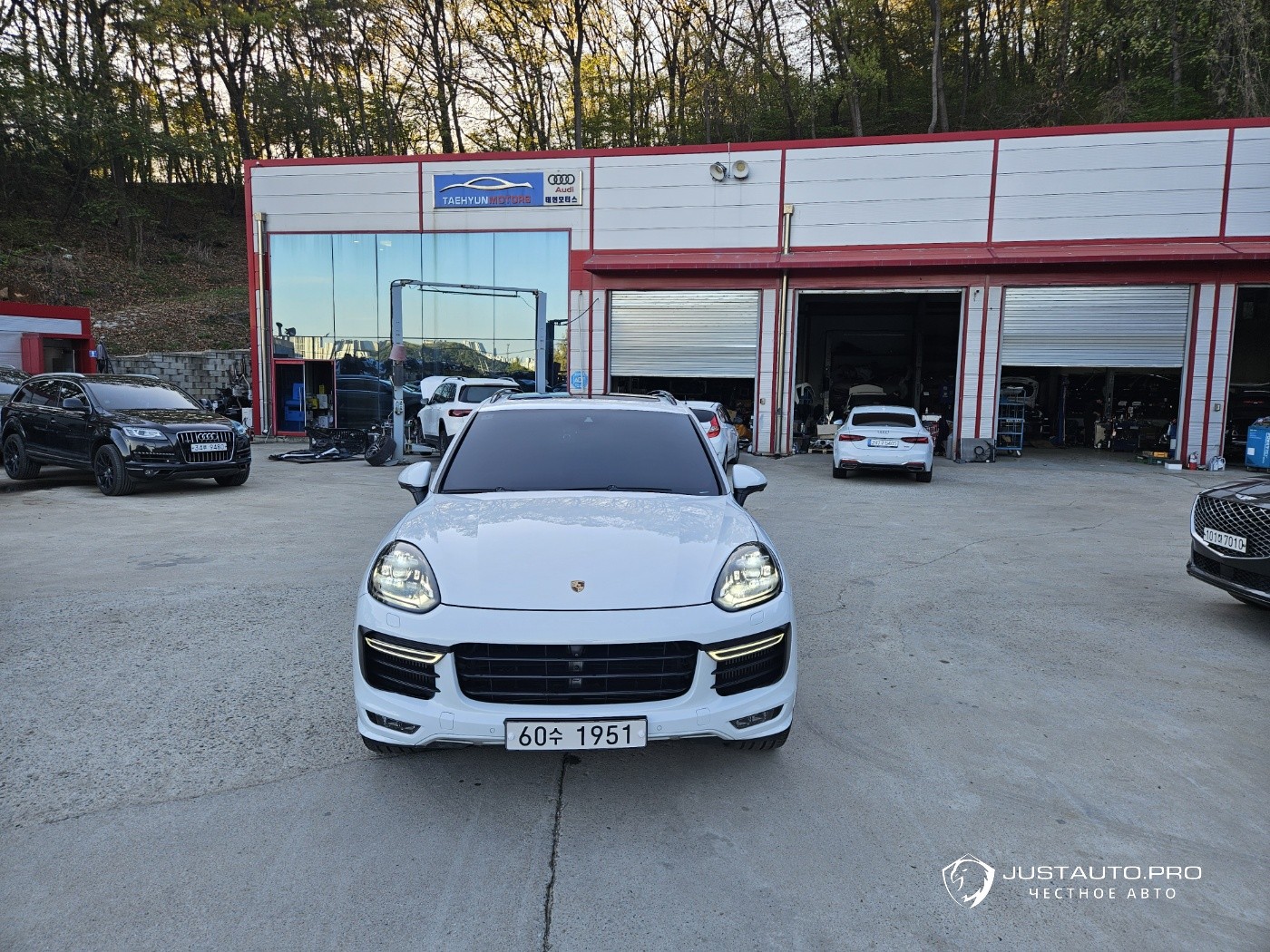 Автомобиль Porsche Cayenne
