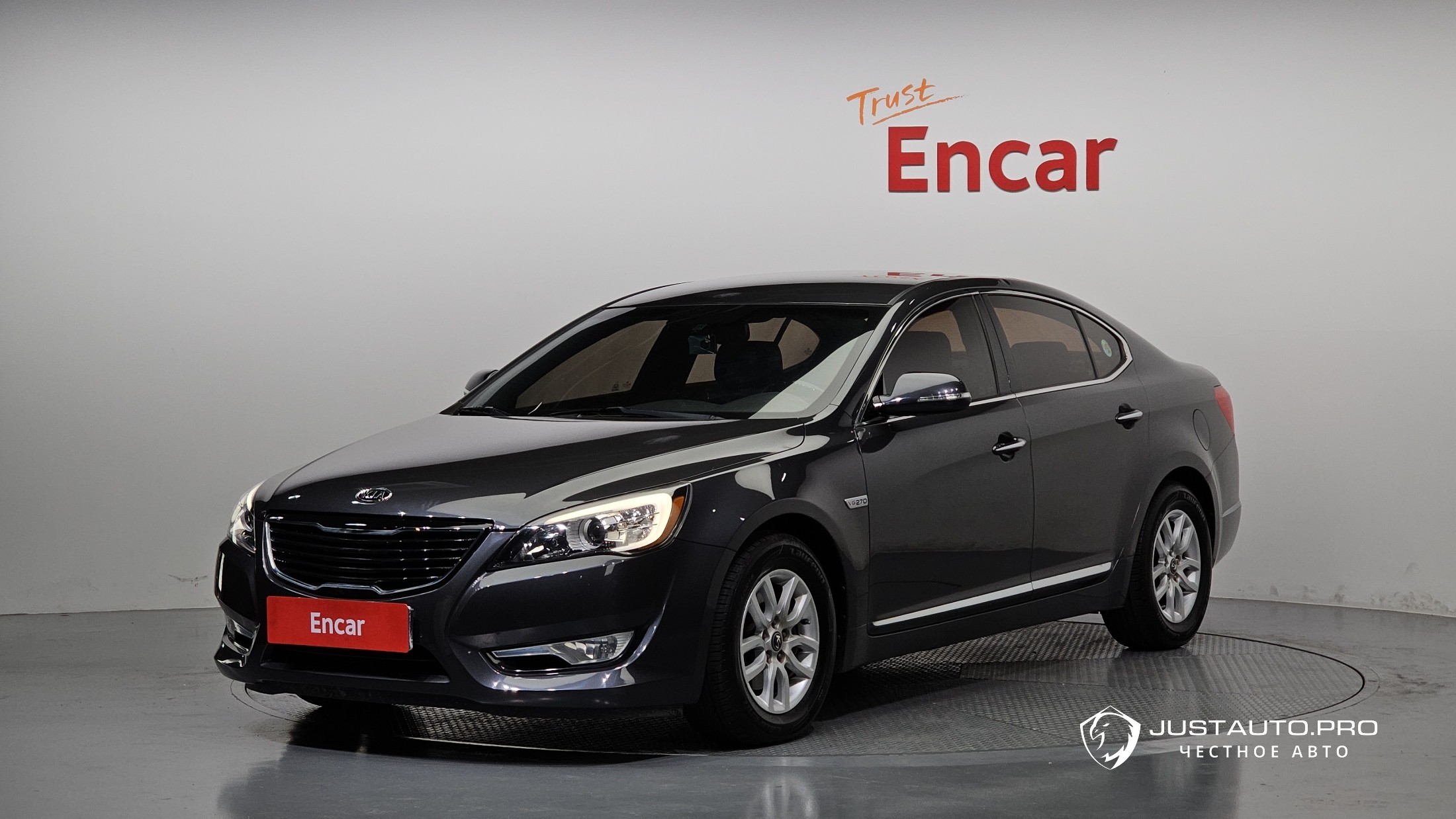 Автомобиль Kia K7