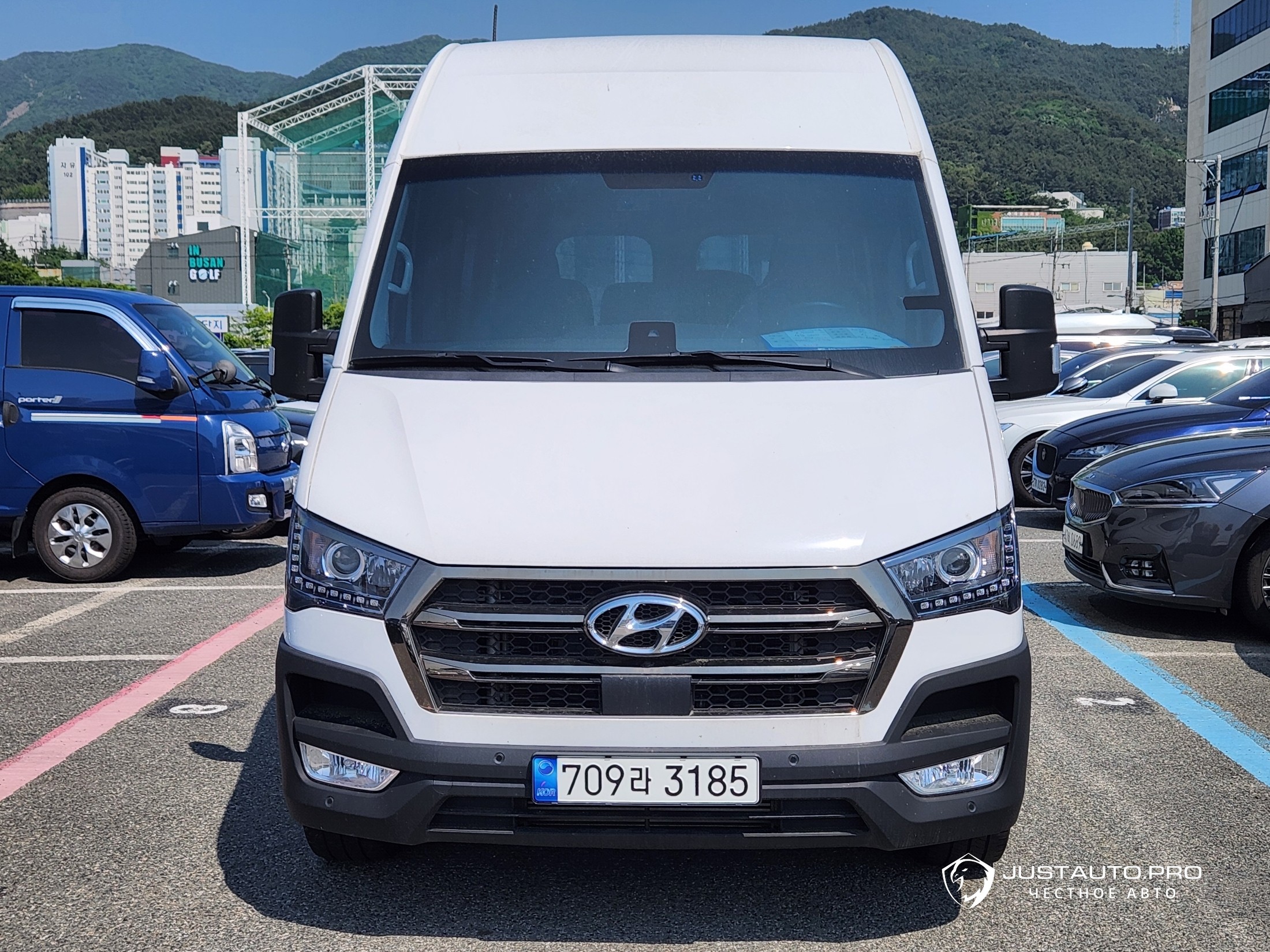 Автомобиль Hyundai Solati