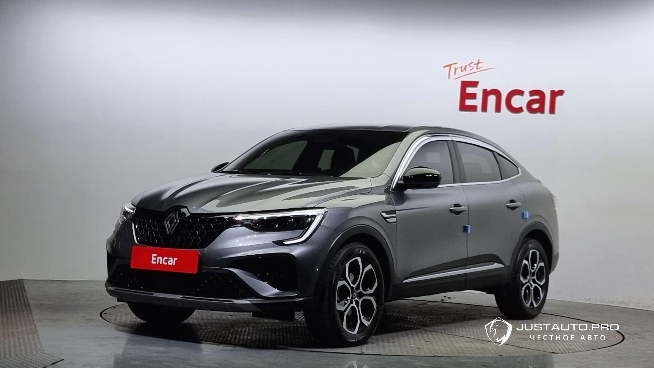 Автомобиль Renault-KoreaSamsung Arkana