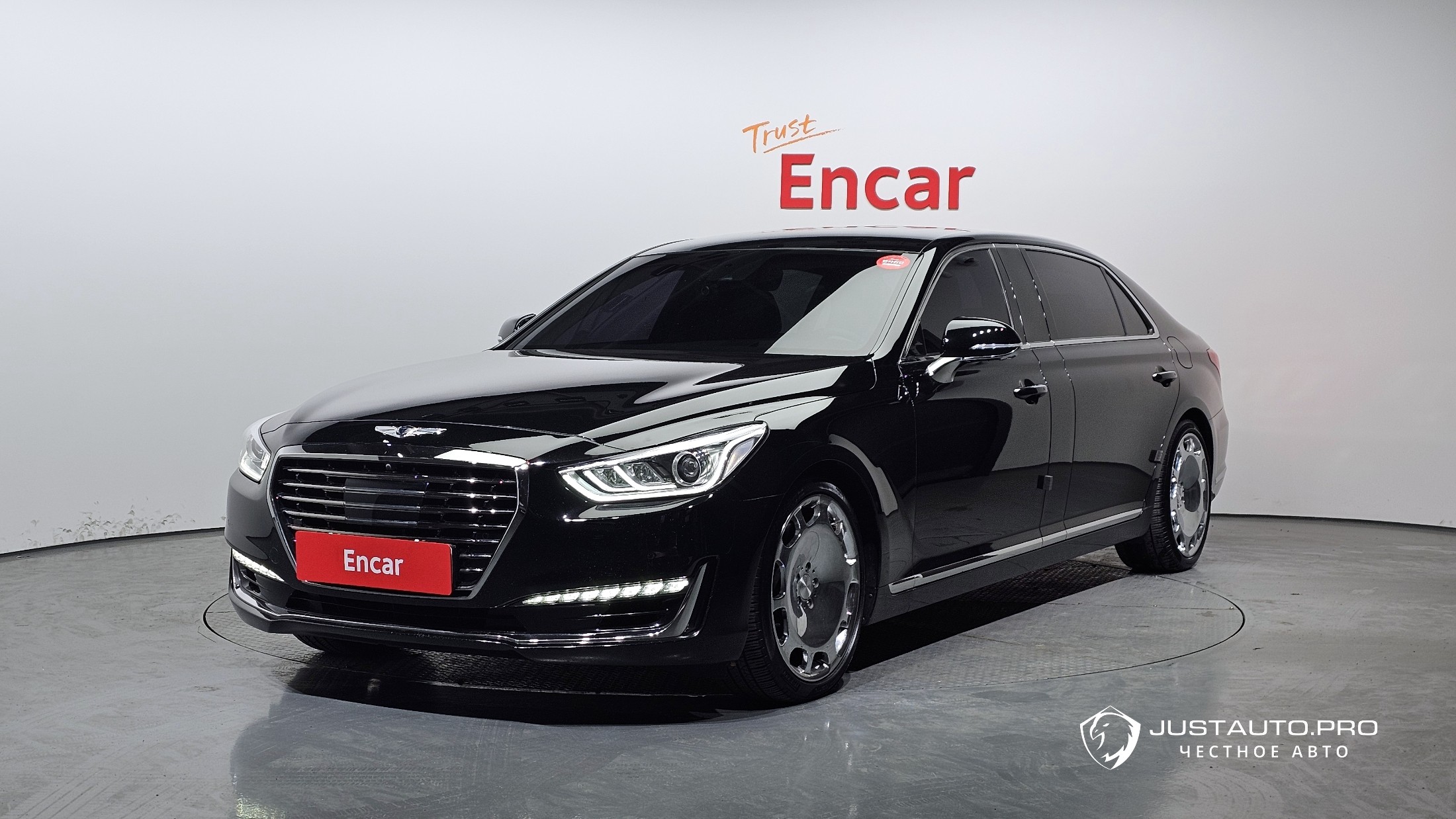 Автомобиль Genesis EQ900