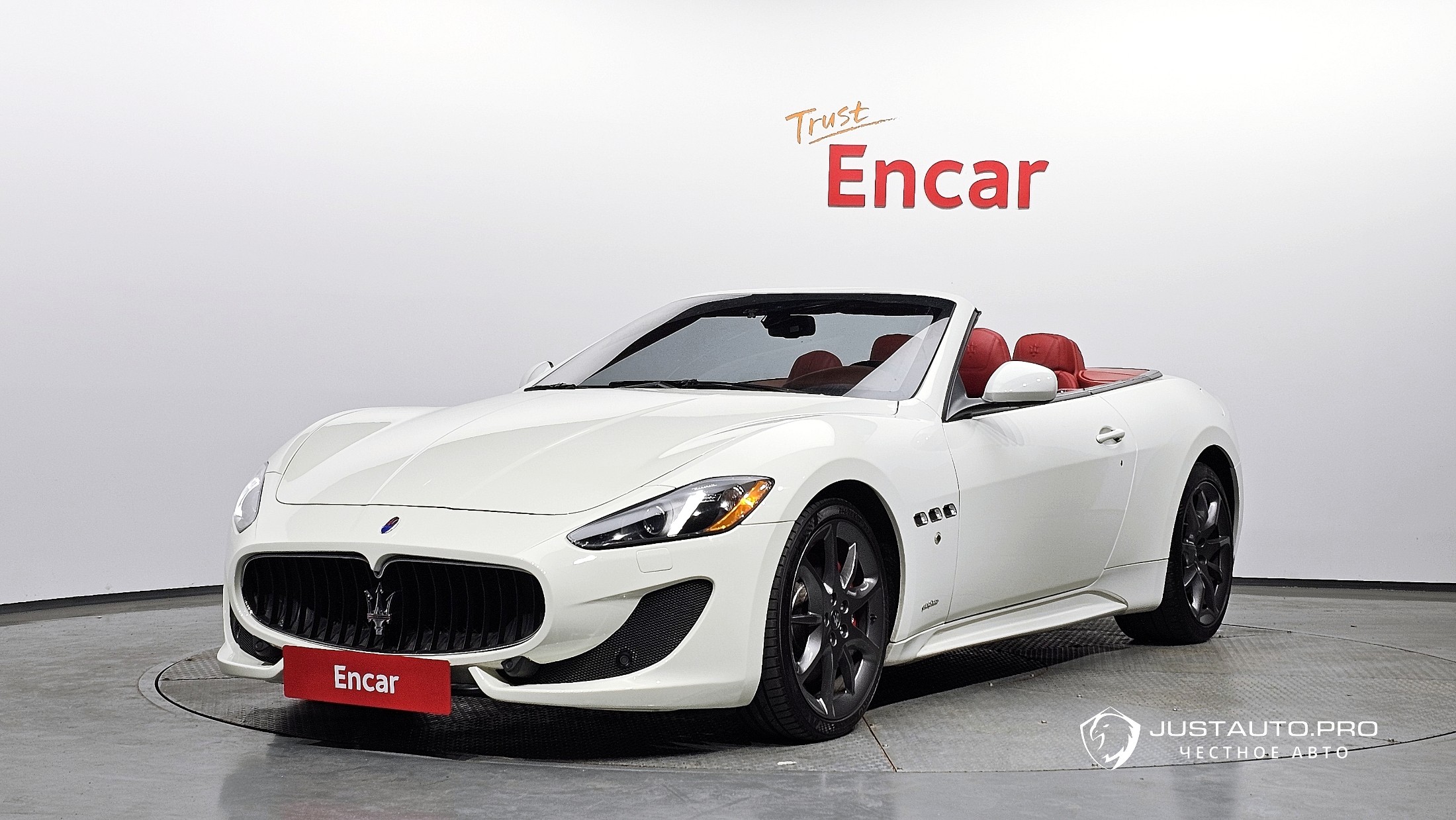 Автомобиль Maserati Gran Cabrio