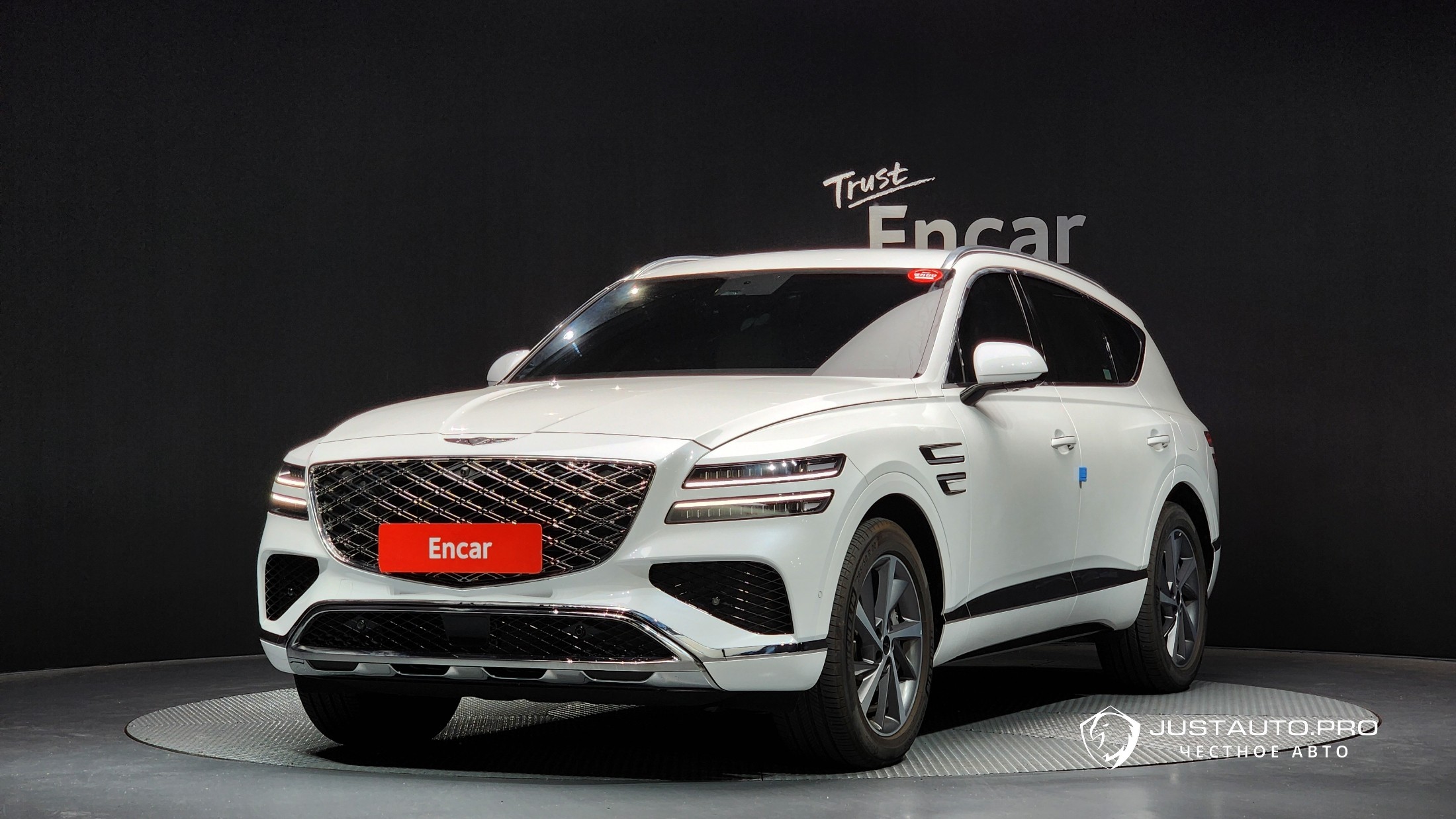 Автомобиль Genesis GV80