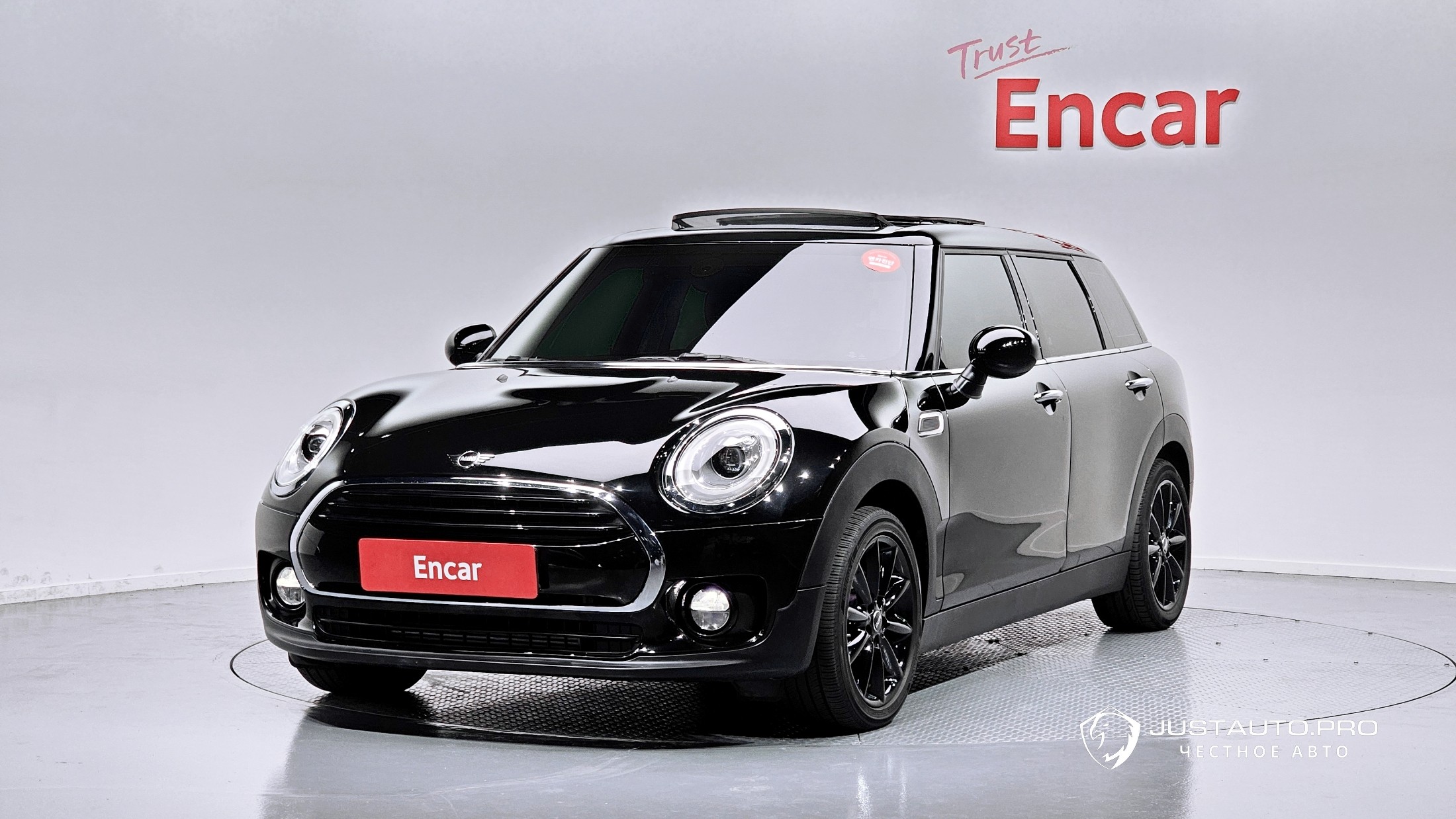 Автомобиль Mini Clubman
