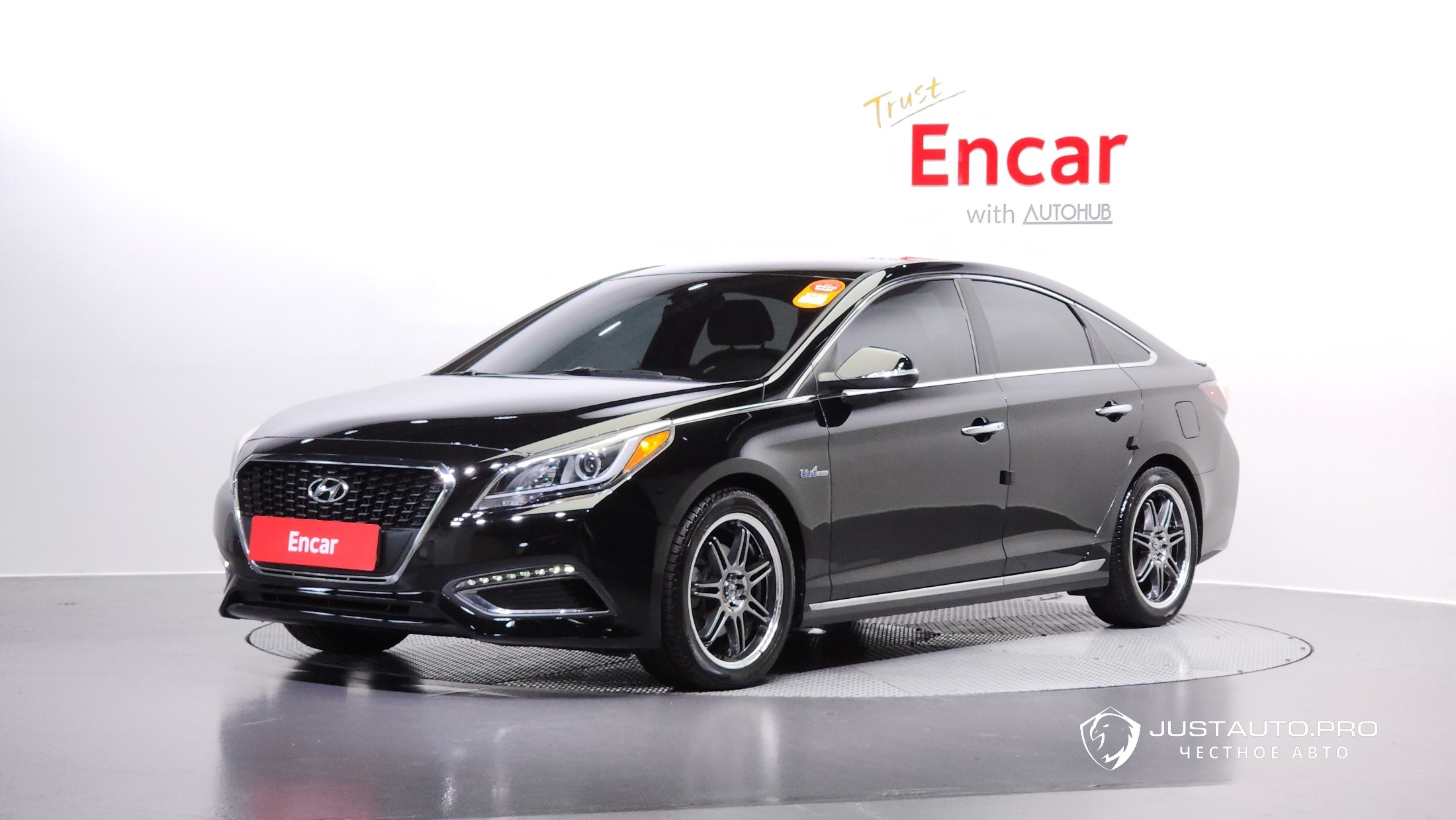 Автомобиль Hyundai Sonata
