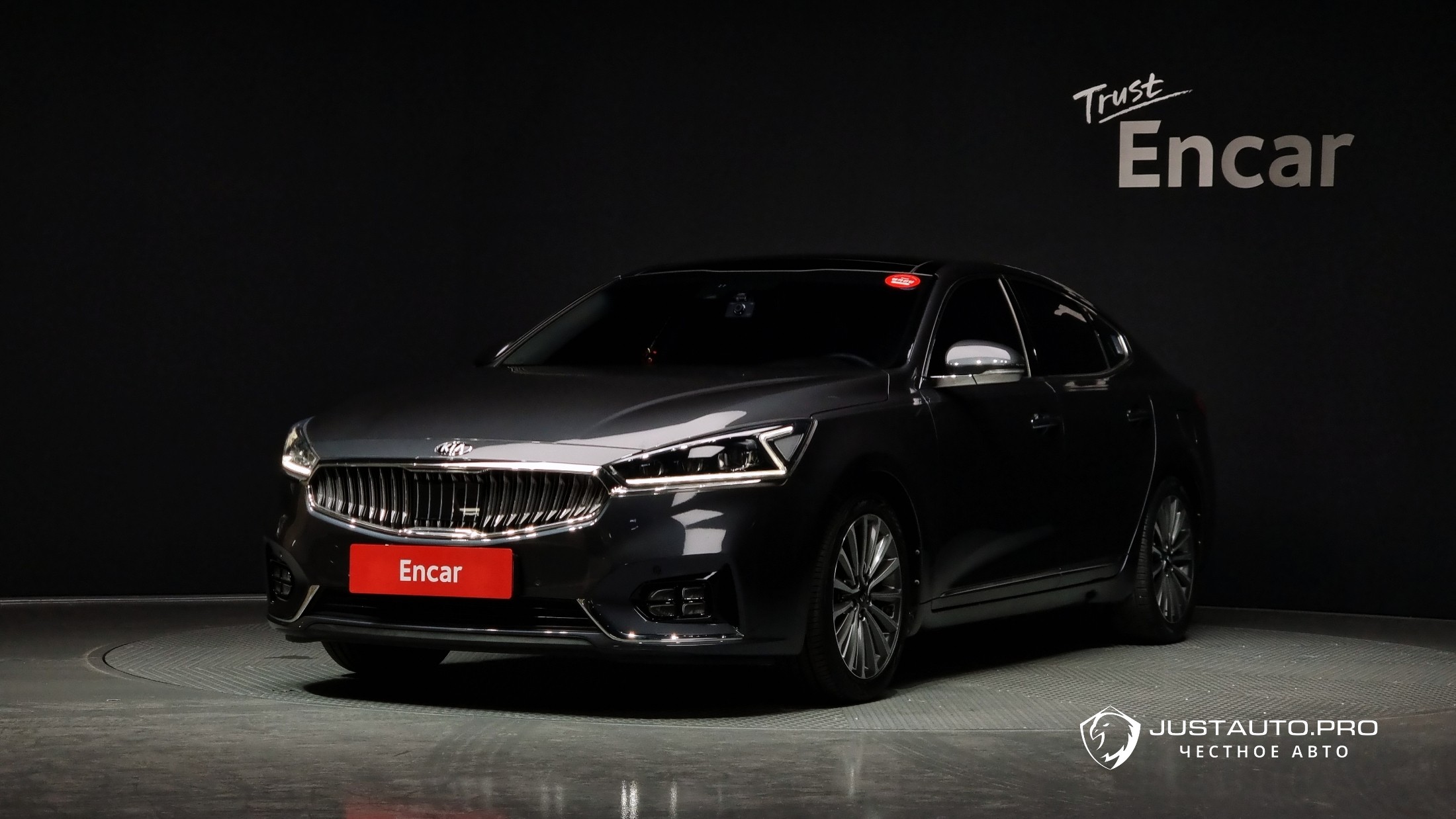 Автомобиль Kia K7