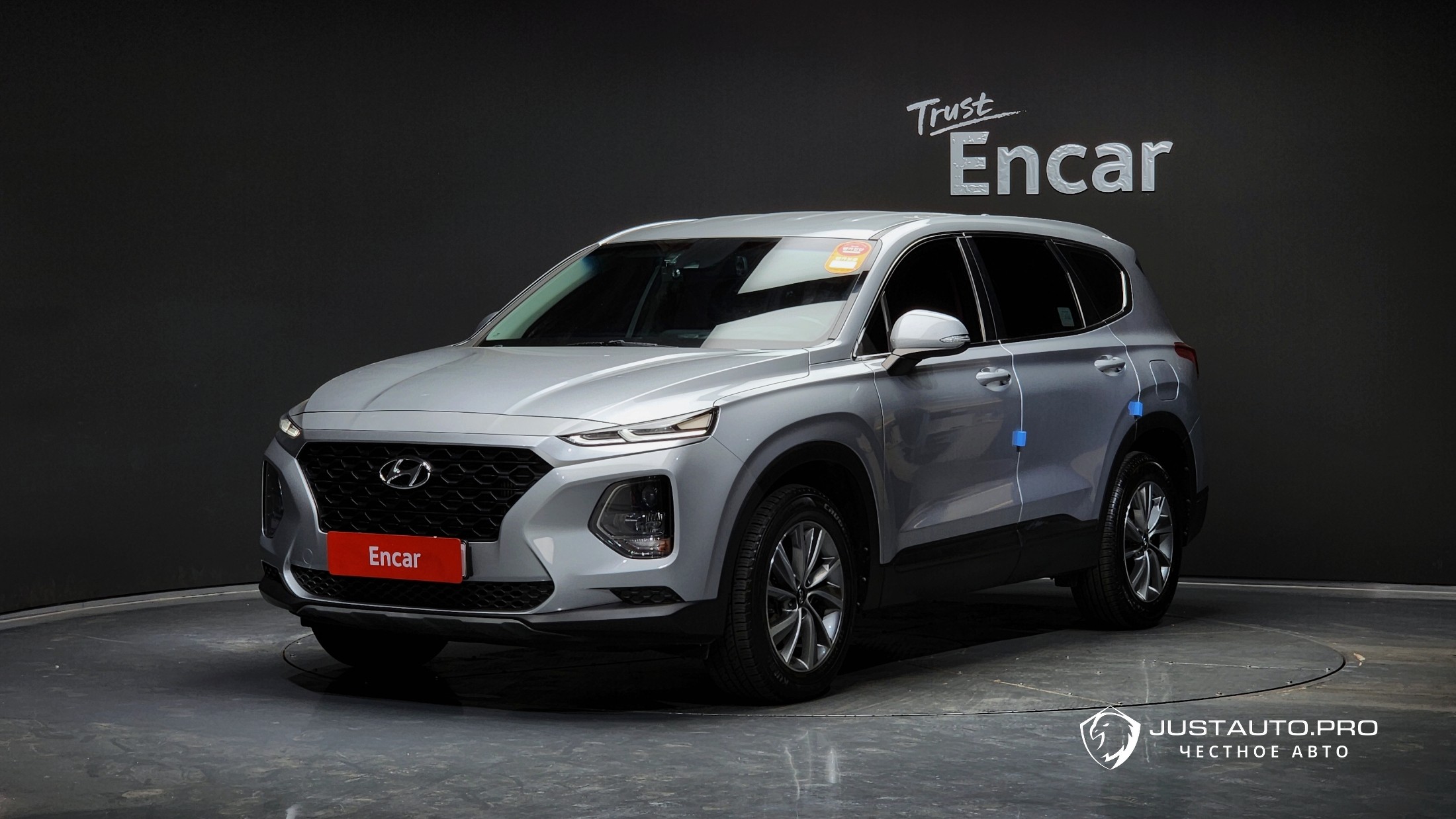 Автомобиль Hyundai Santafe