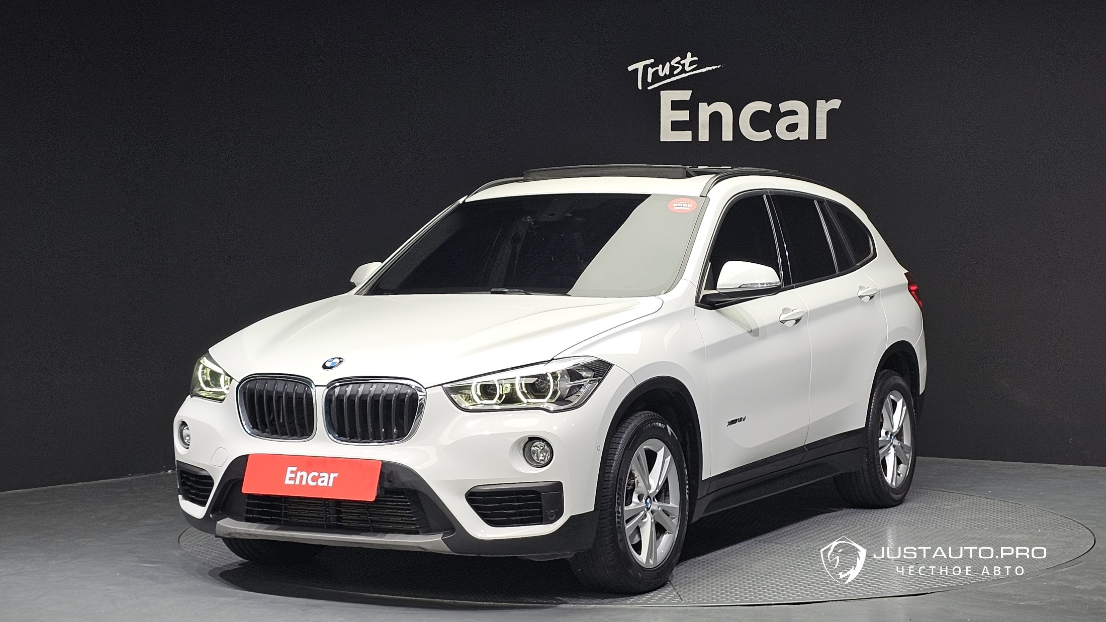 Автомобиль BMW X1