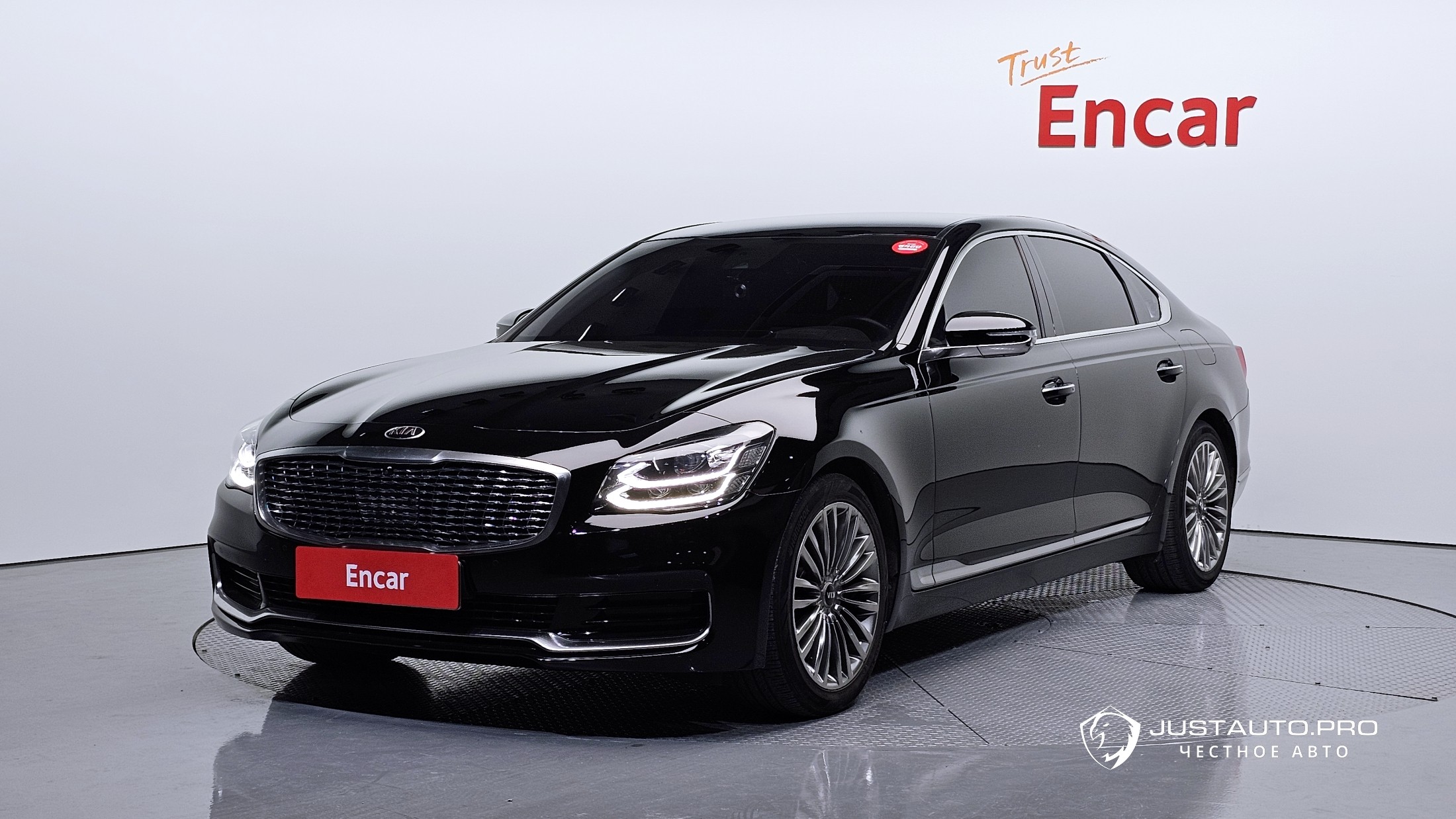 Автомобиль Kia K9