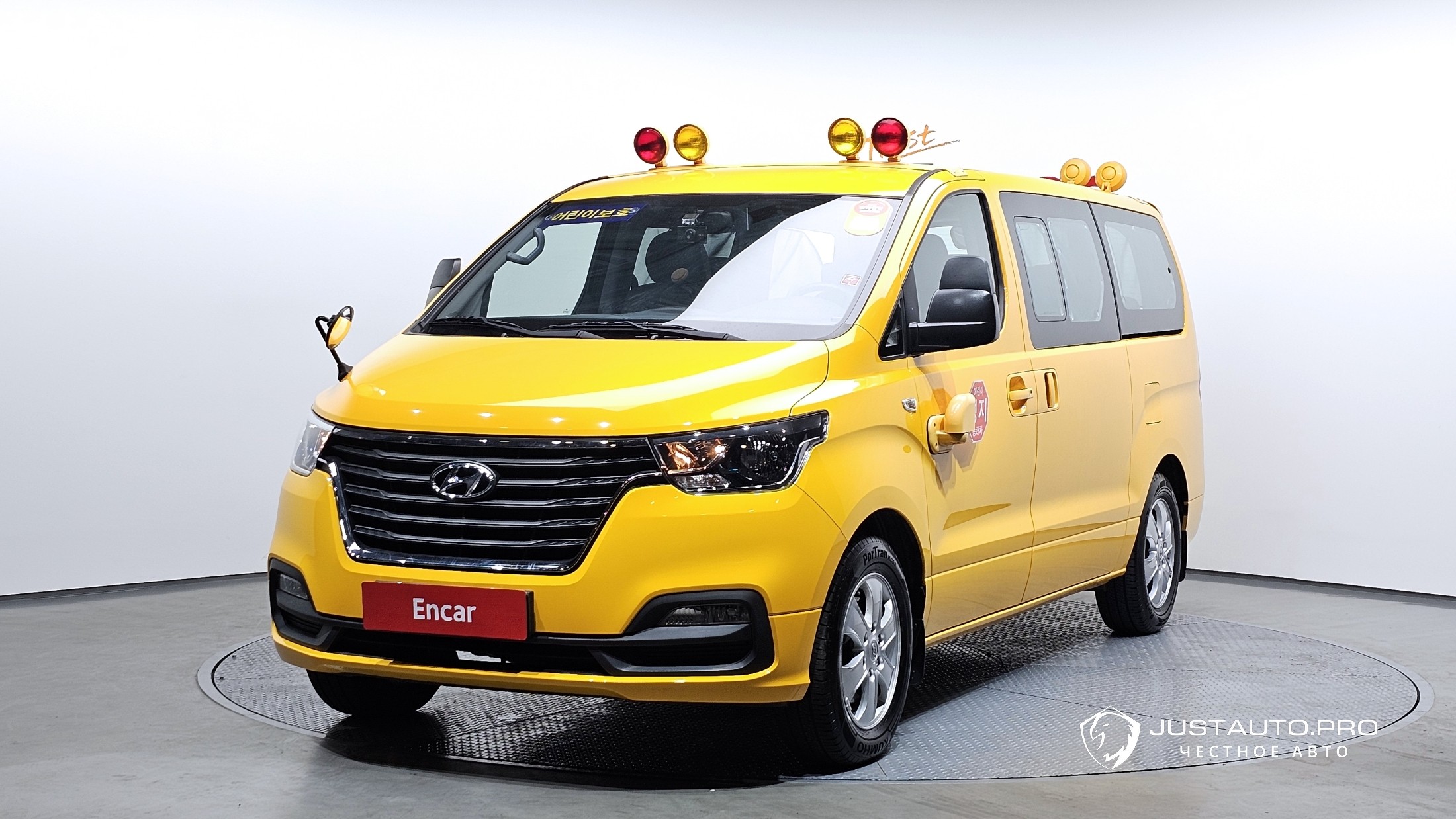 Автомобиль Hyundai Starex