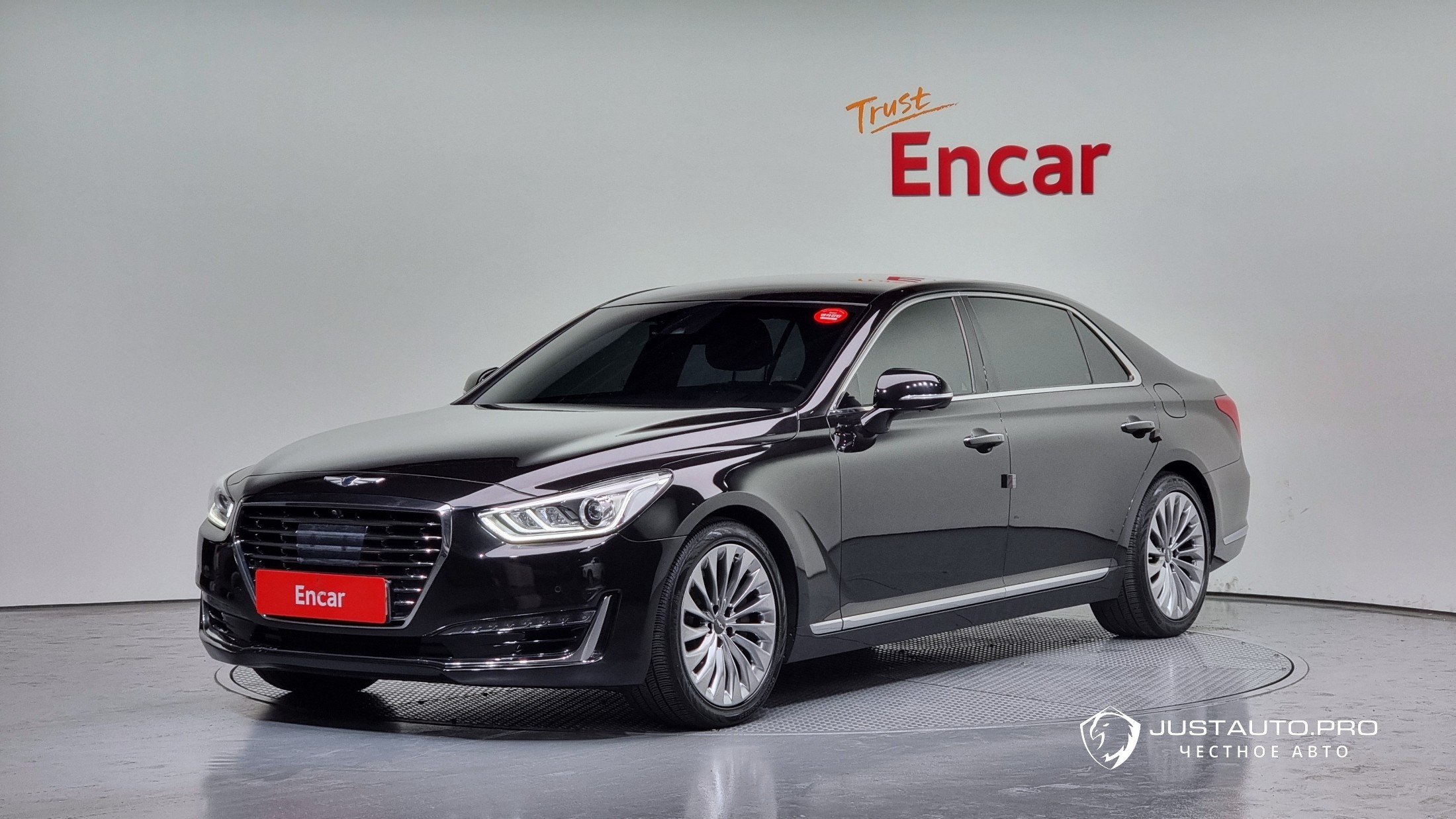 Автомобиль Genesis EQ900