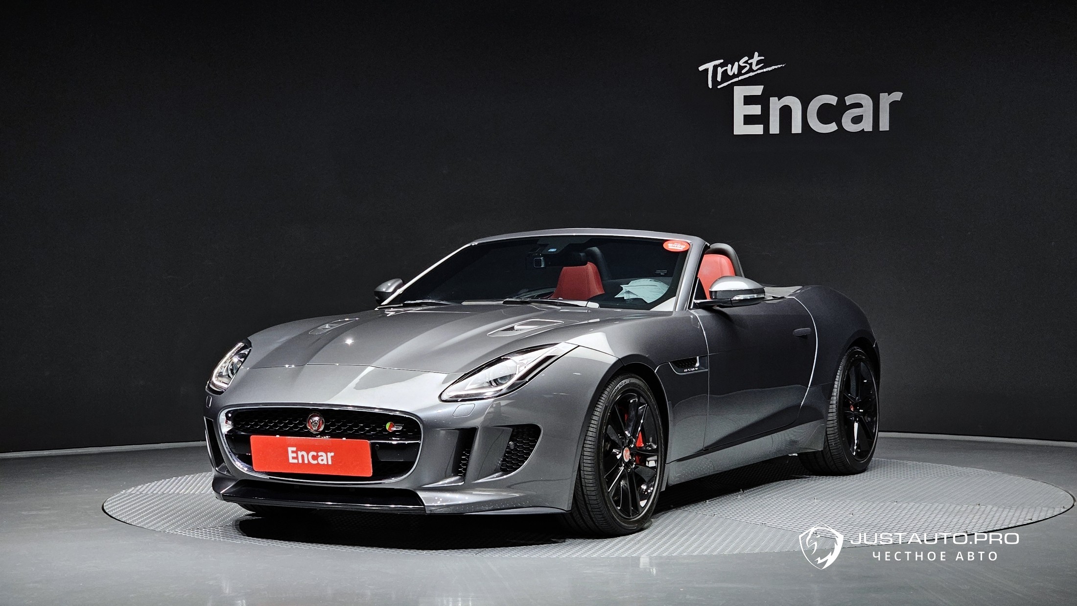 Автомобиль Jaguar F-TYPE