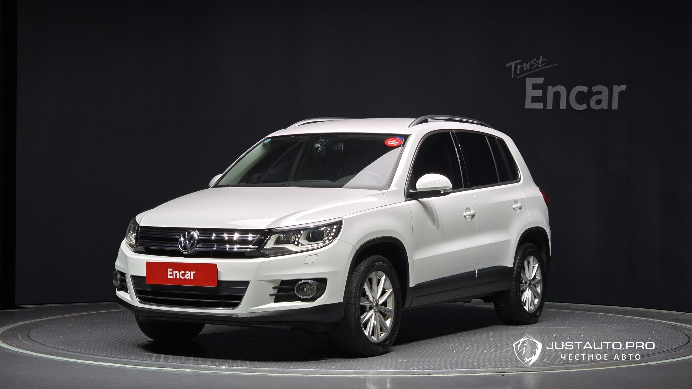 Автомобиль Volkswagen Tiguan