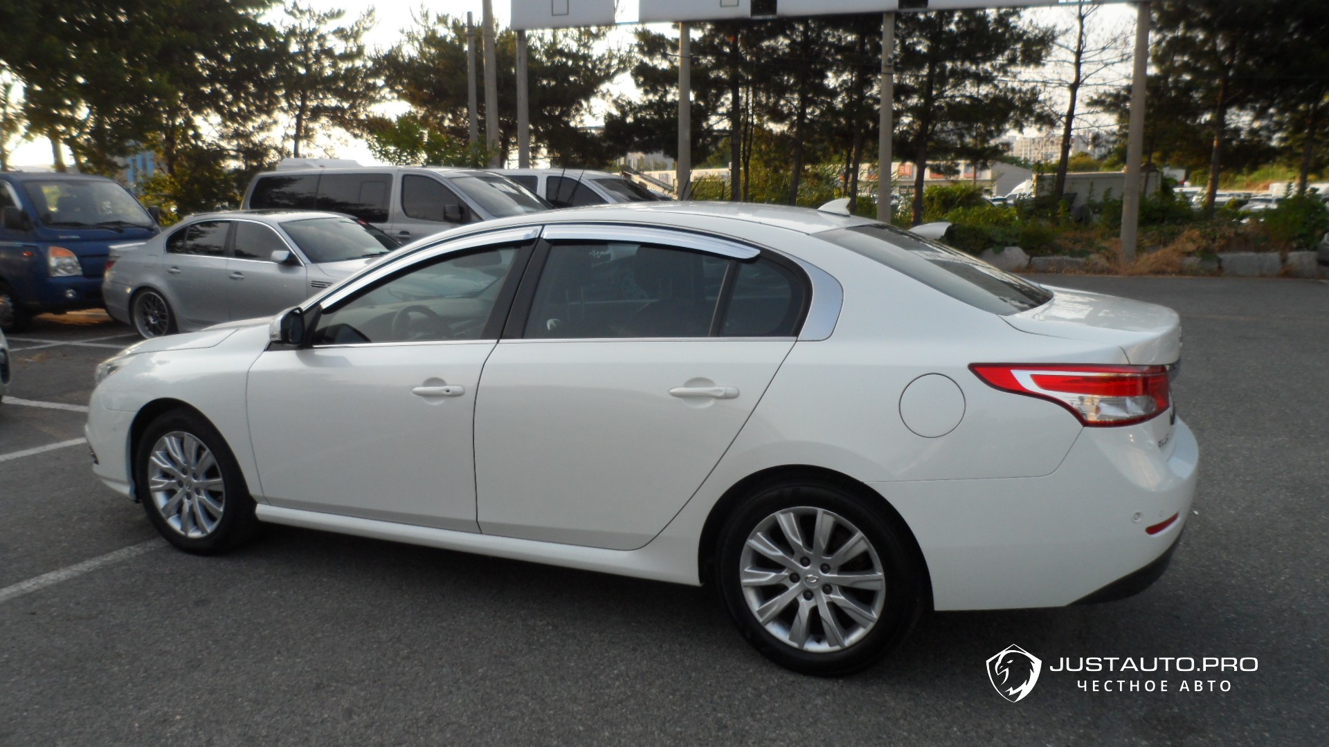 Автомобиль Renault-KoreaSamsung SM5 