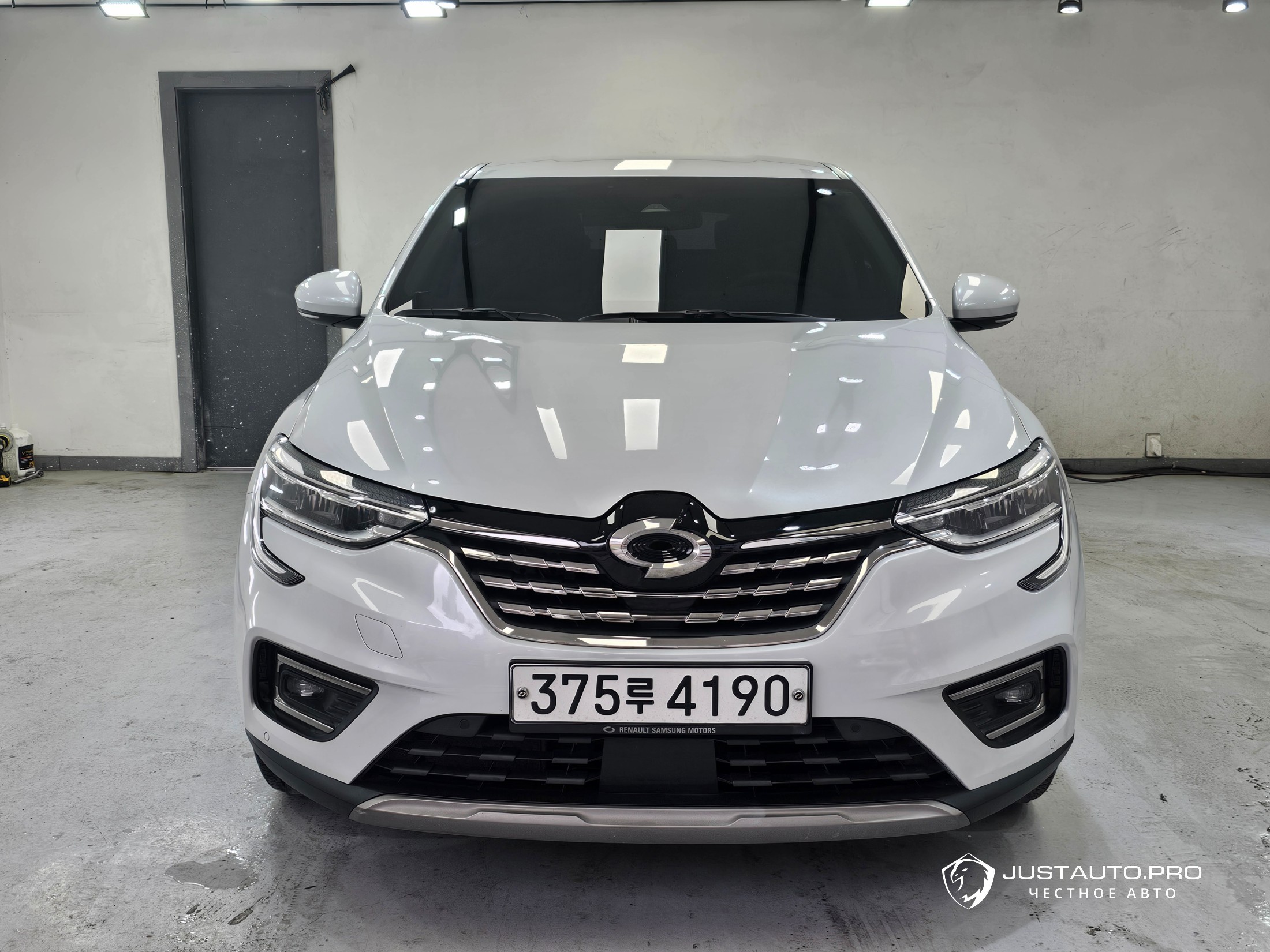 Автомобиль Renault-KoreaSamsung XM3