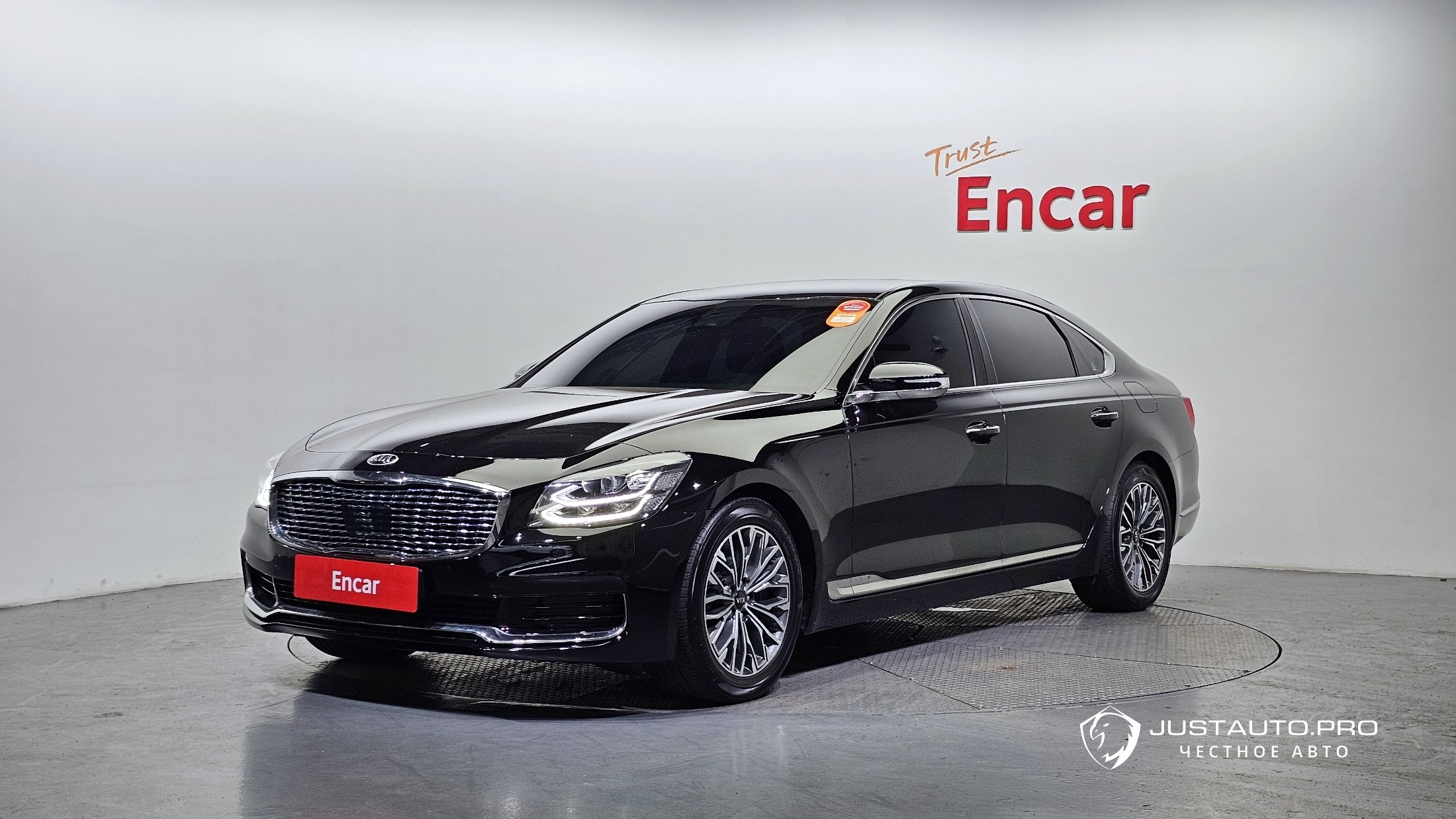 Автомобиль Kia K9