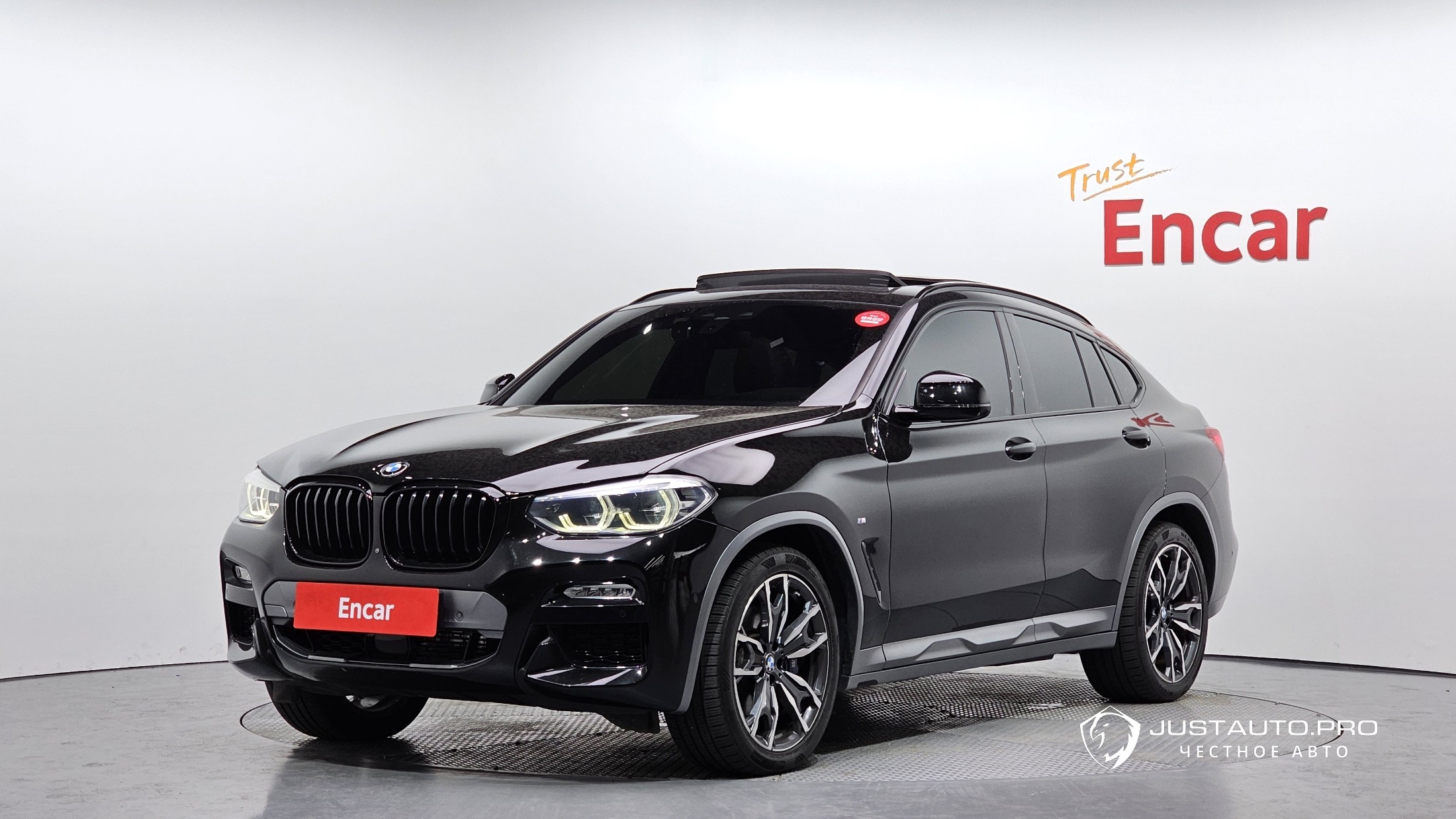 Автомобиль BMW X4
