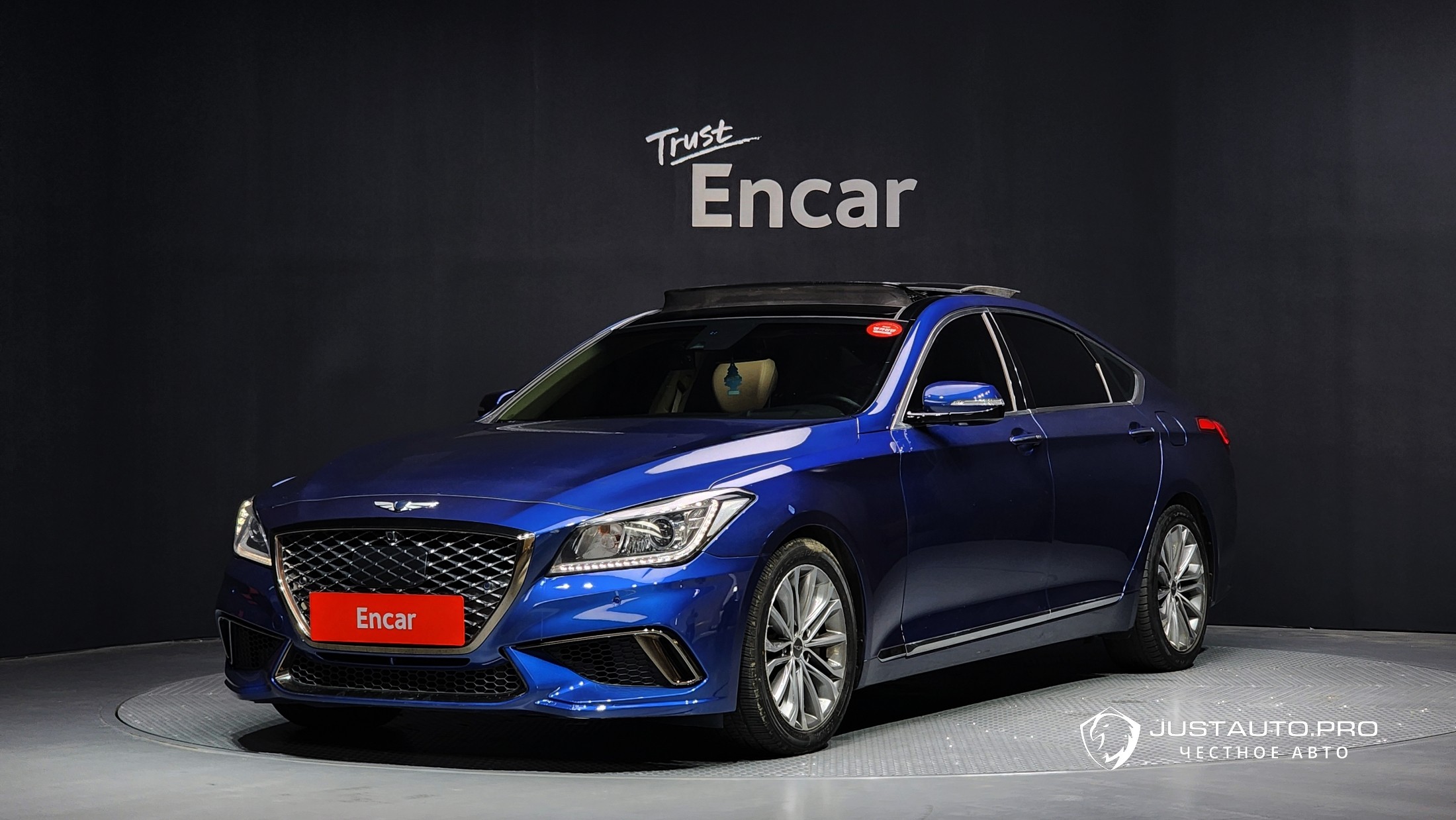 Автомобиль Hyundai Genesis