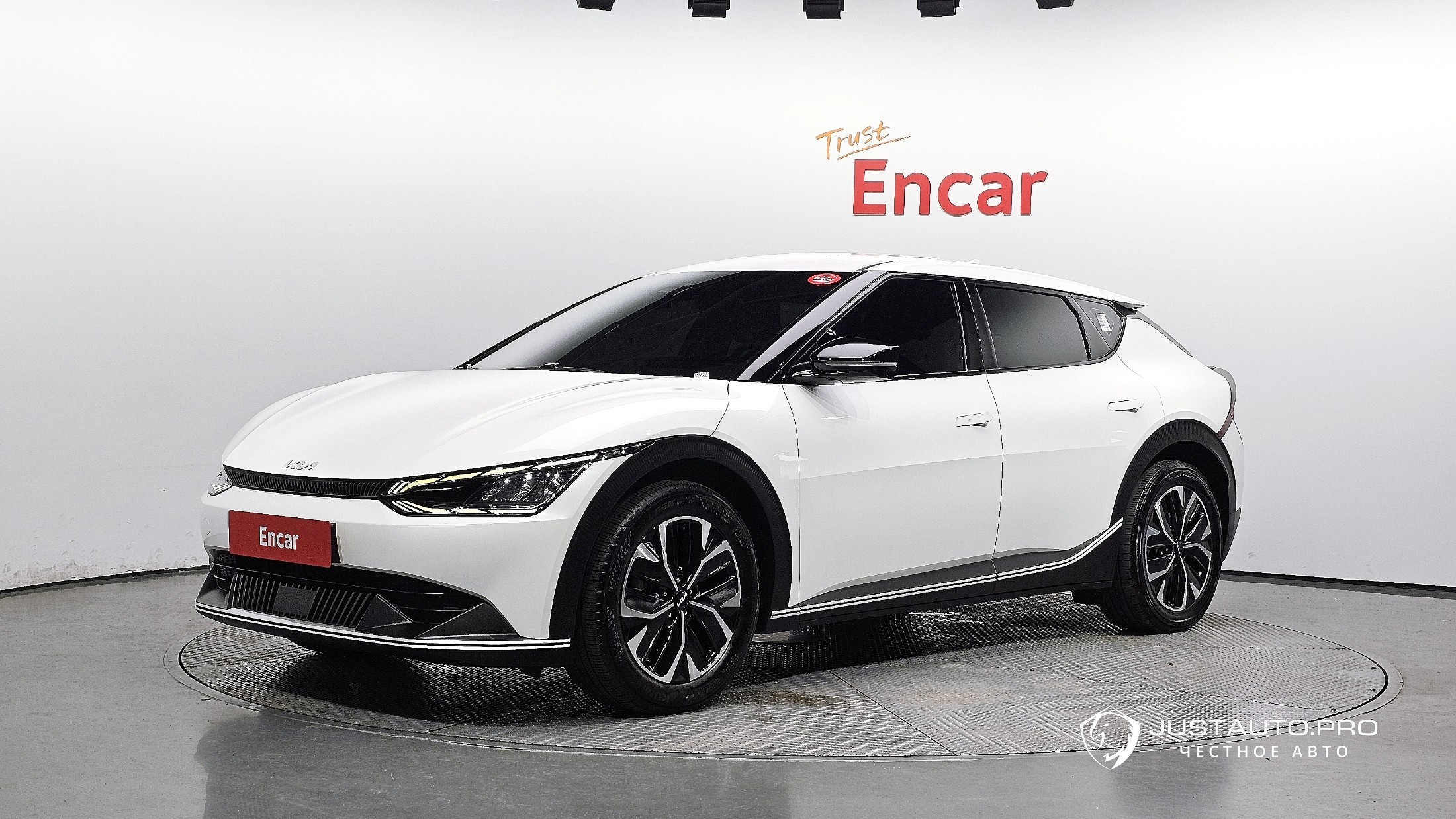 Автомобиль Kia EV6